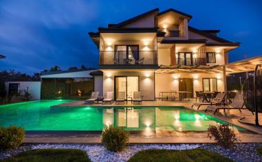 Villa Boss 8