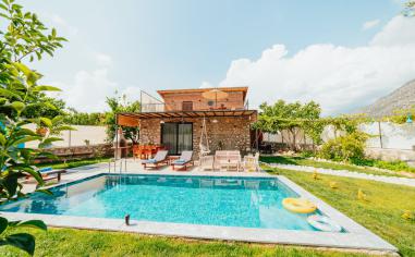 Villa Roca Fethiye Seydikemer Saklıkent Bölgesinde Kiralık Villa