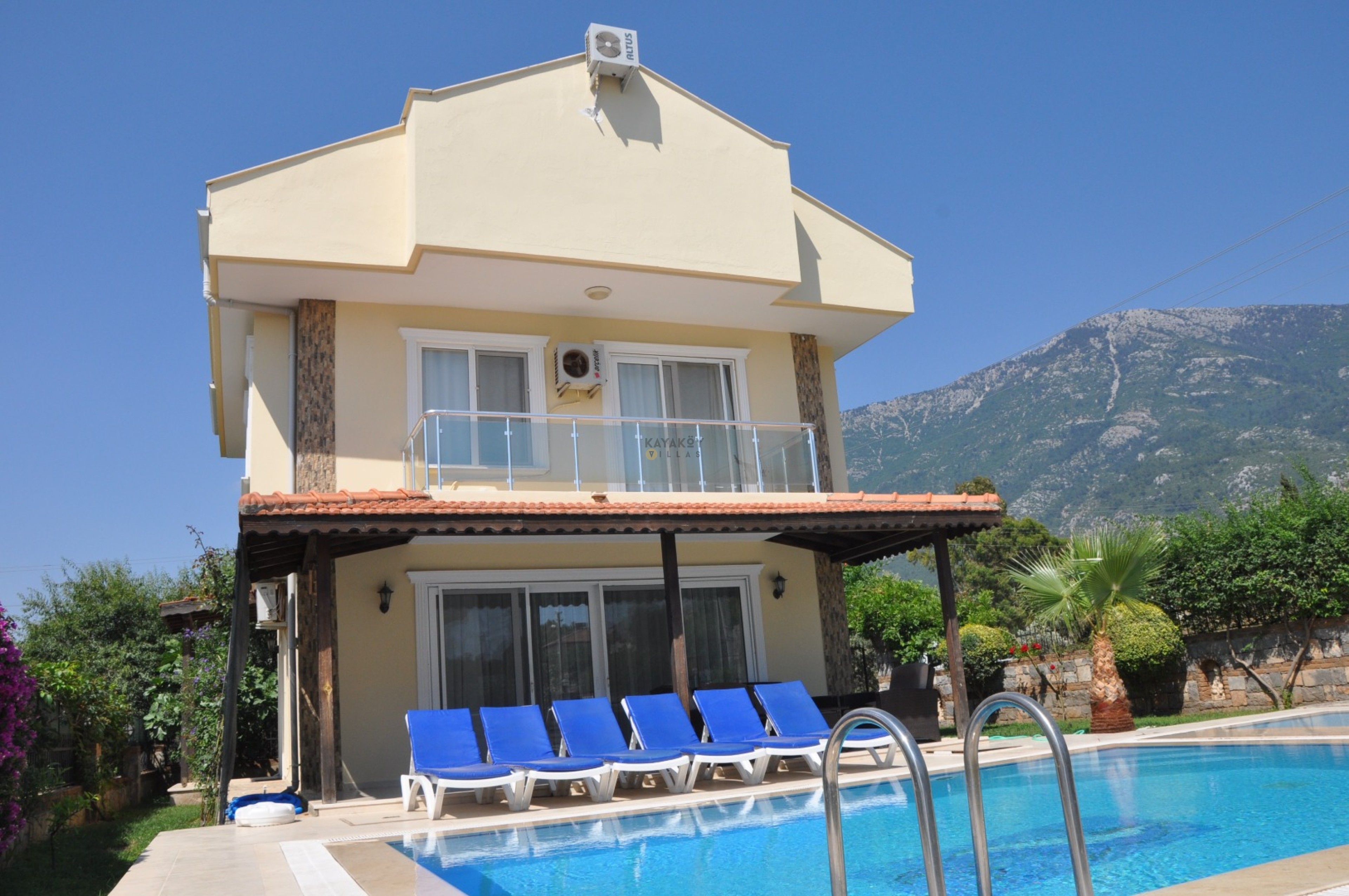 Villa Main