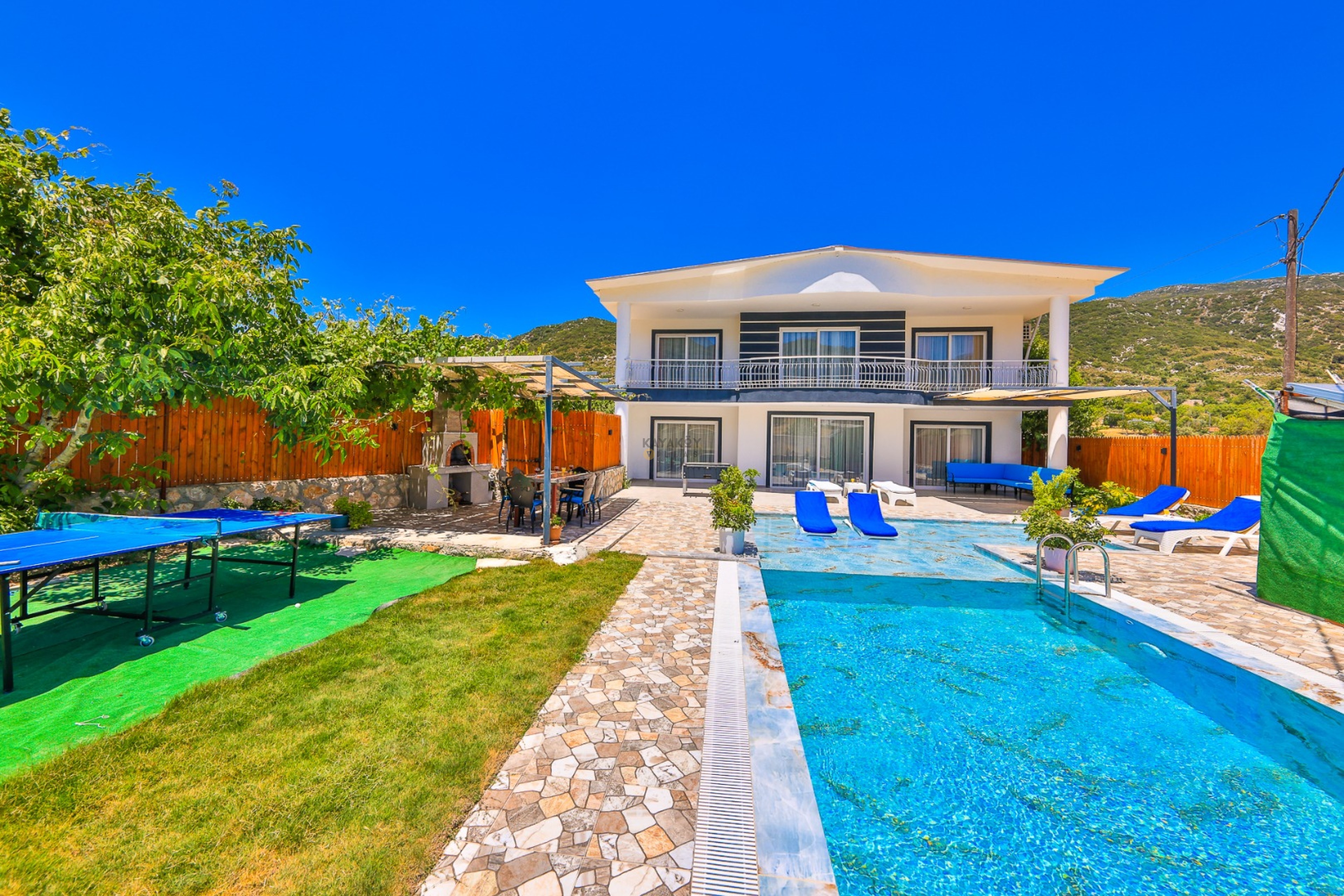 Villa Main