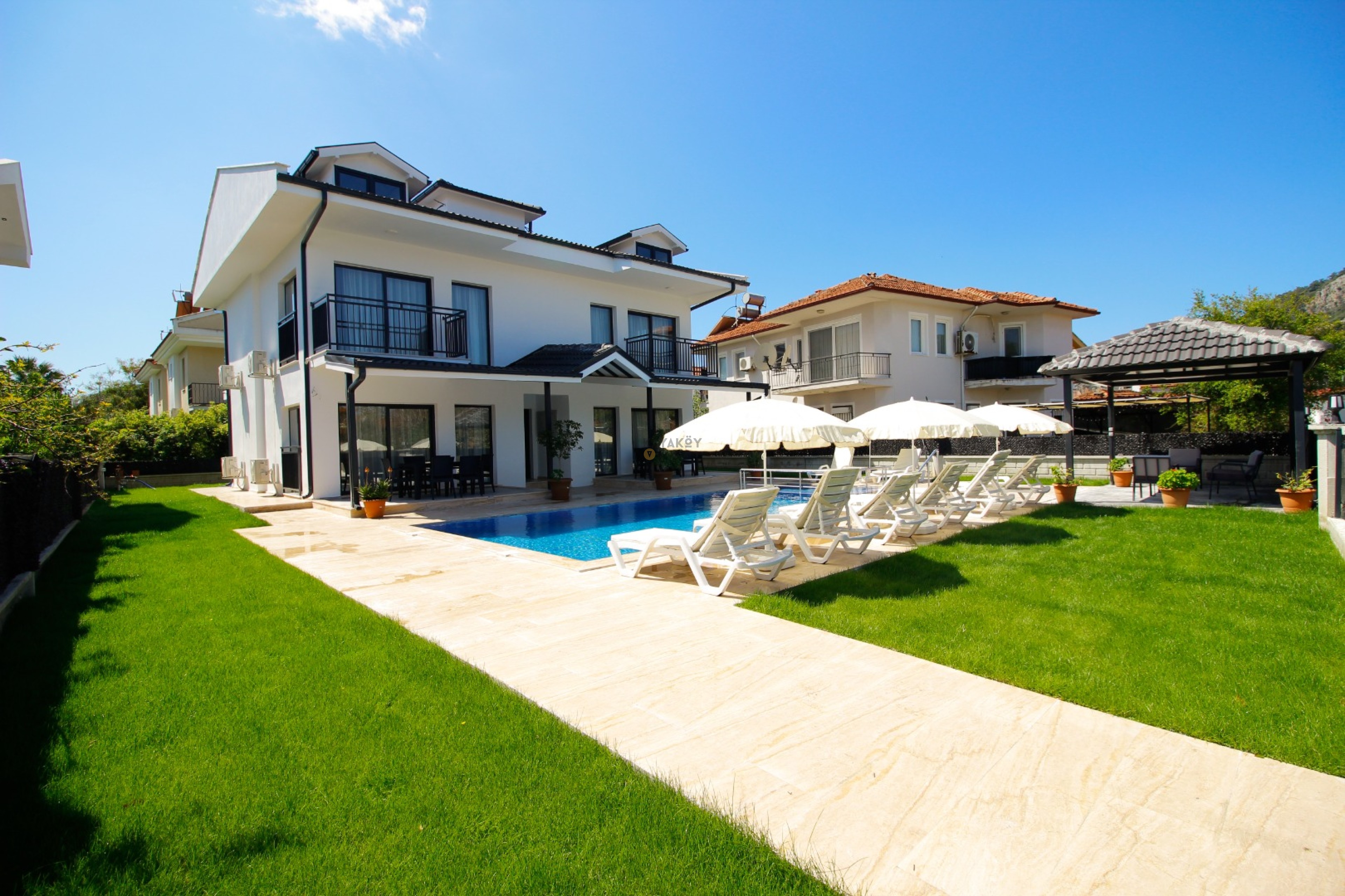 Villa Main