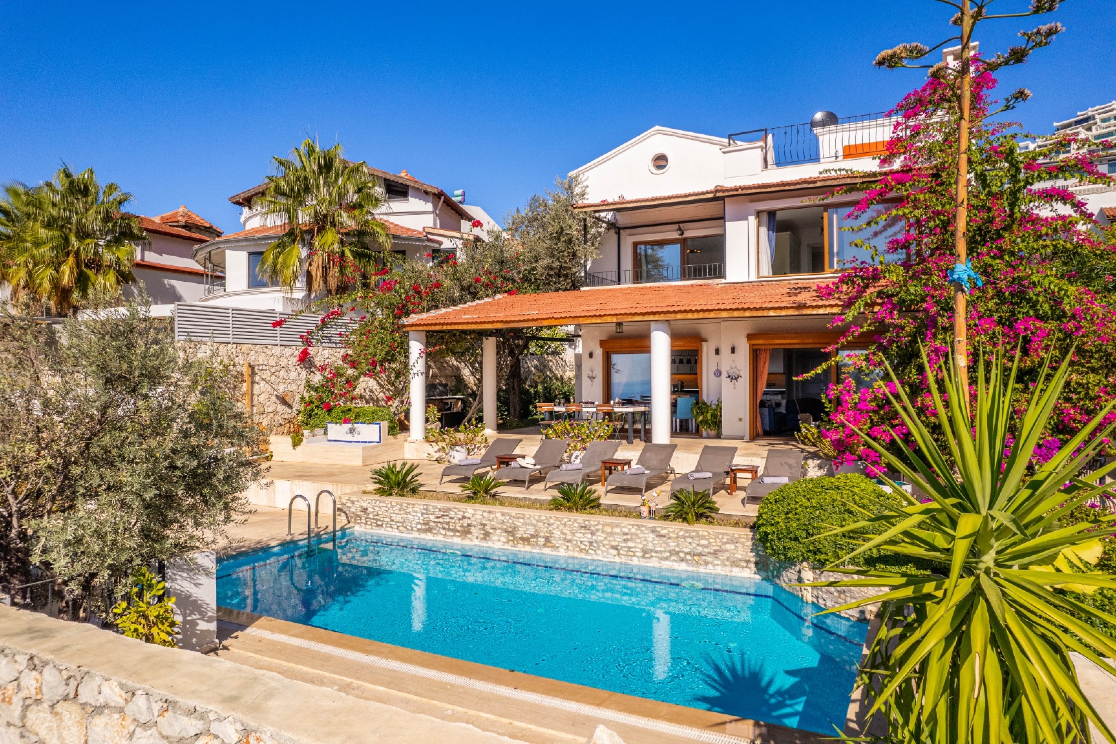 Villa Main