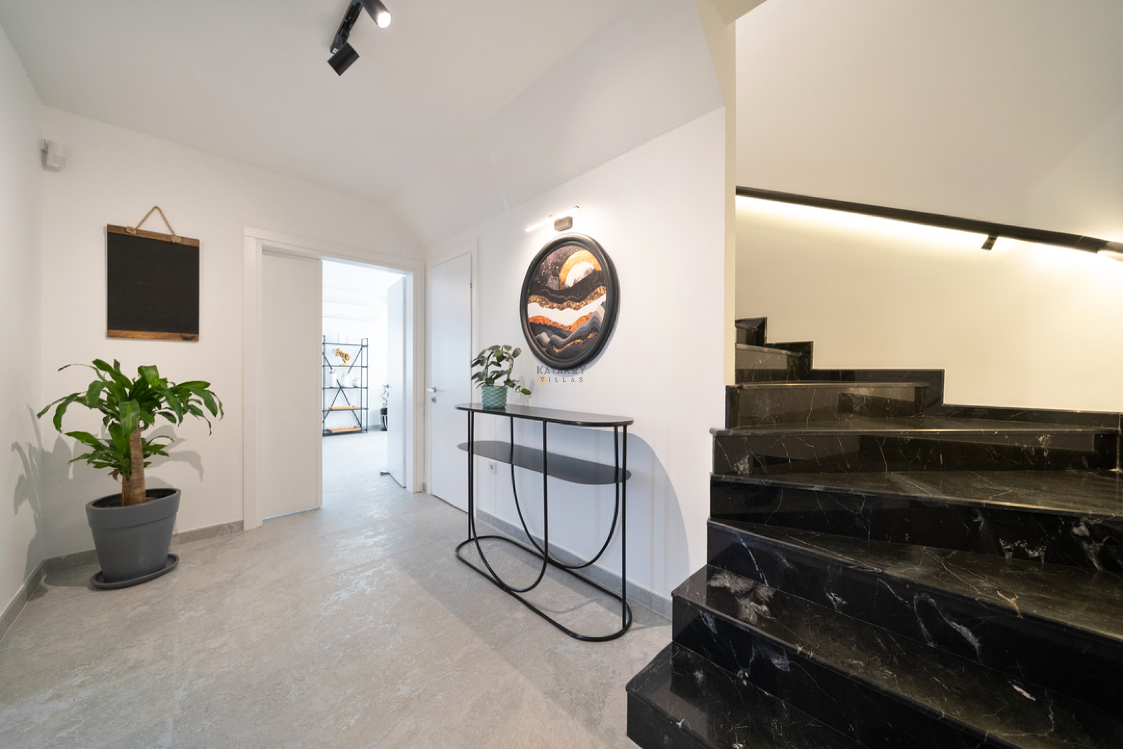 Mobile Gallery 34