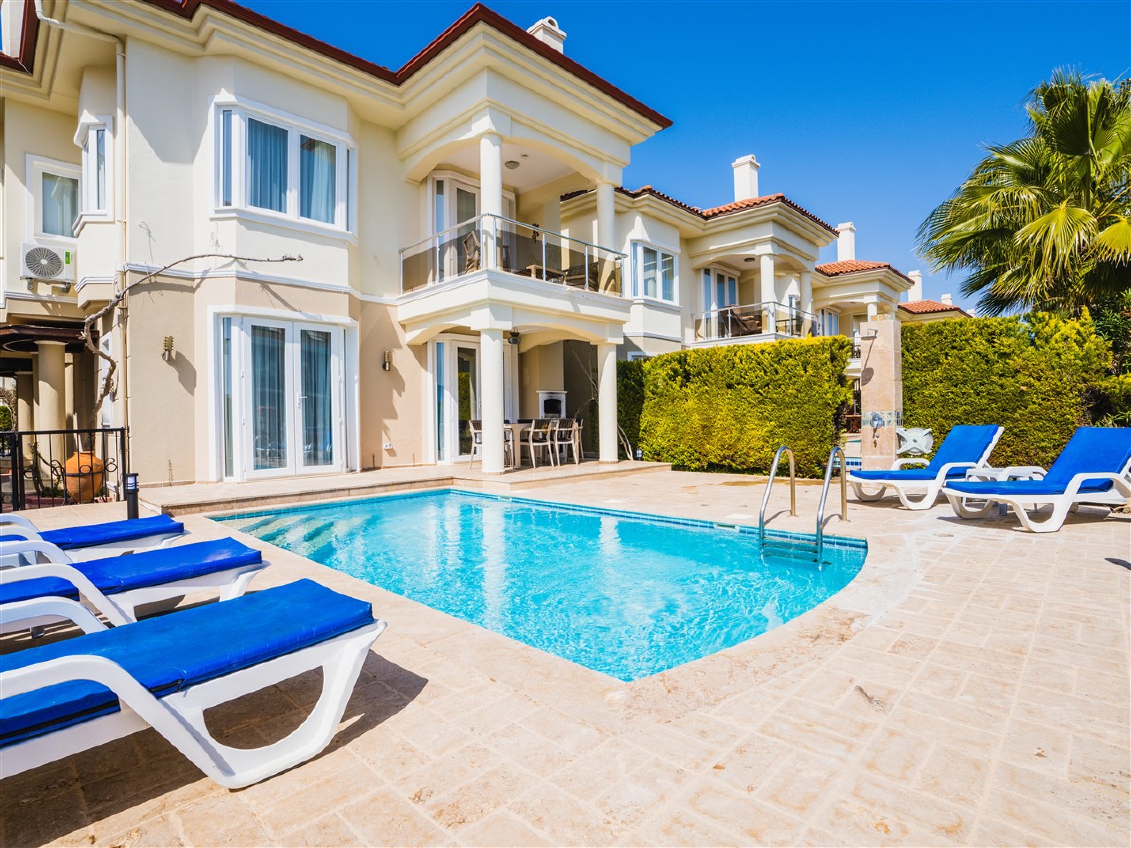 Villa Main