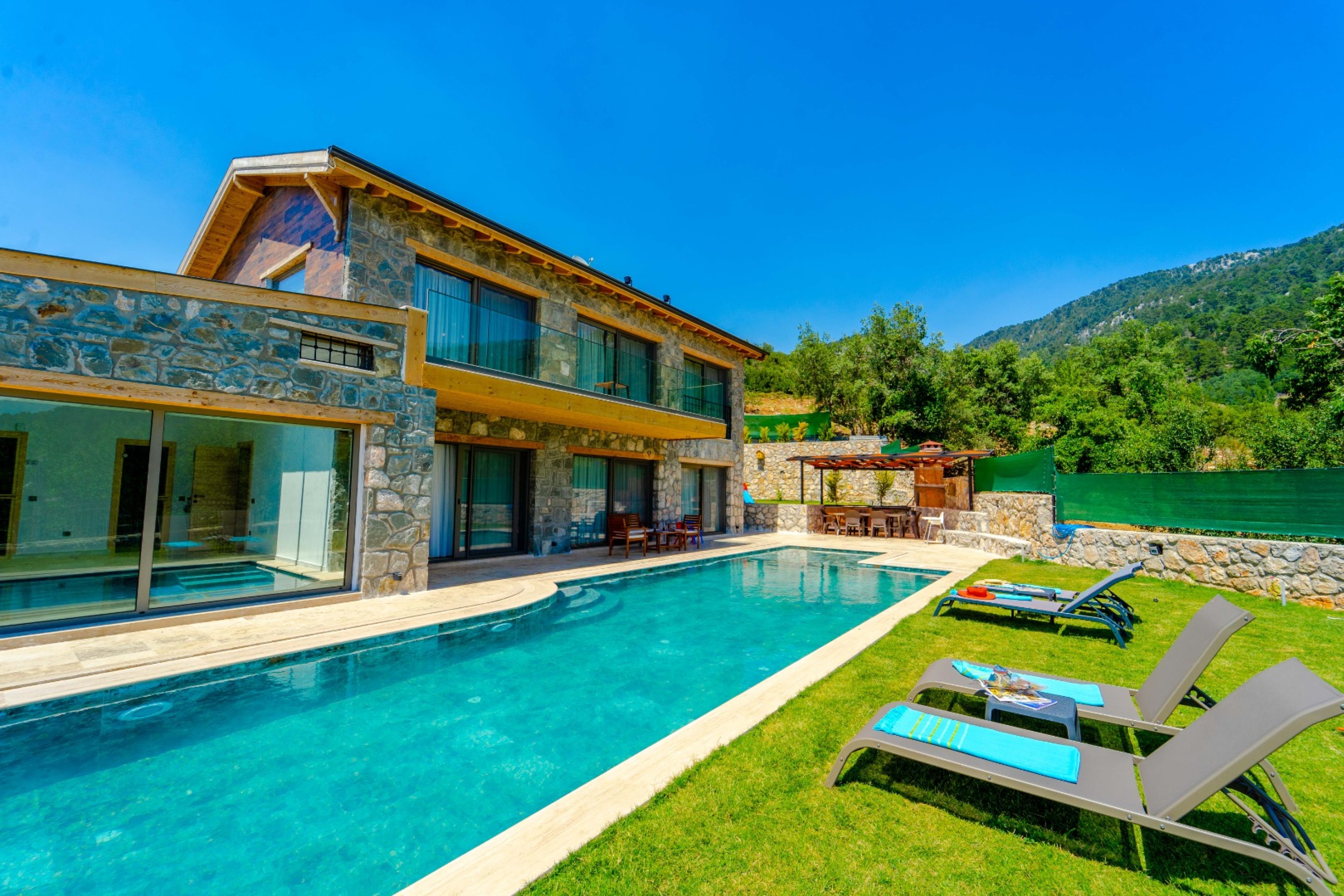 Villa Main