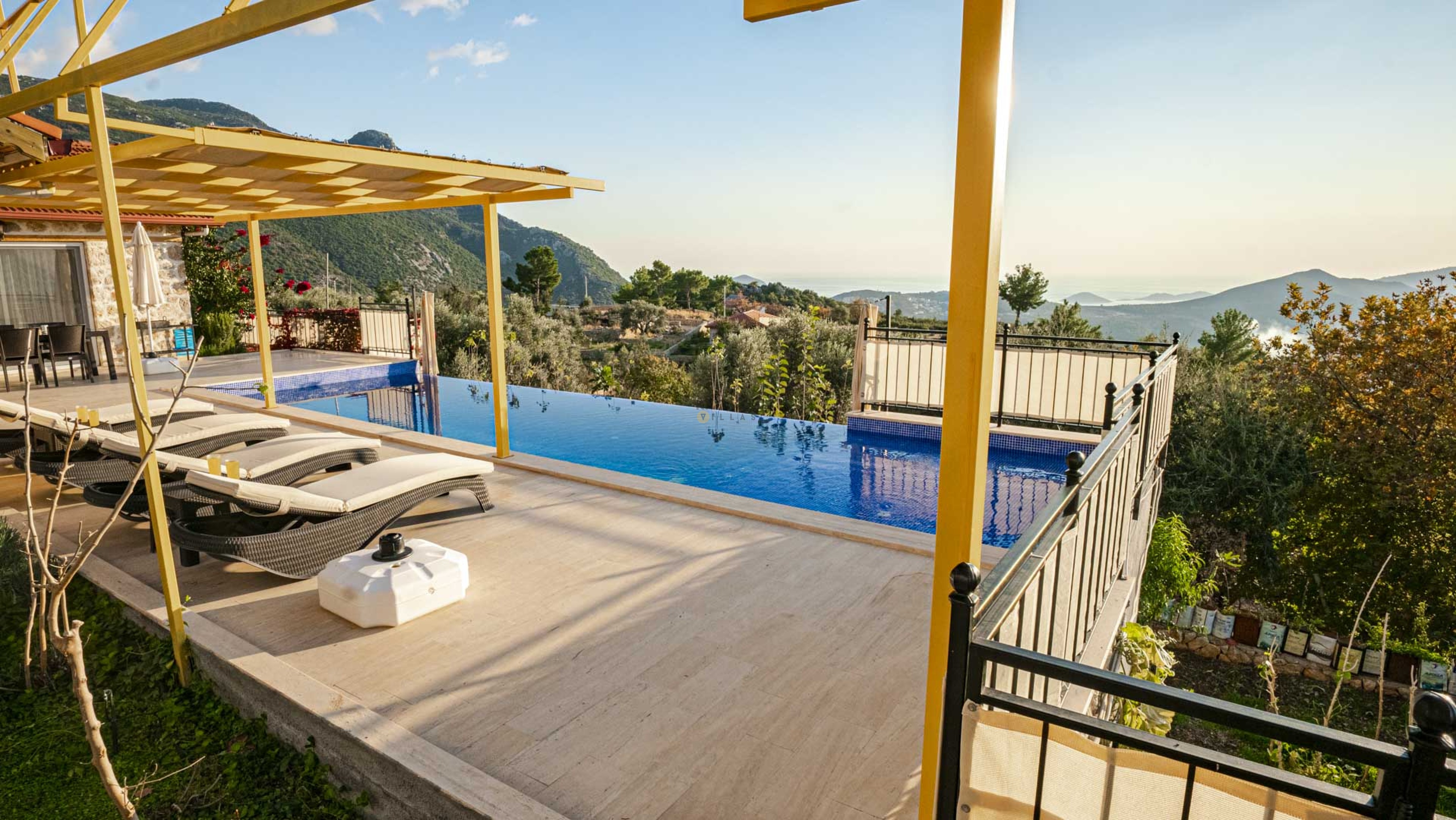 Mobile Gallery 11
