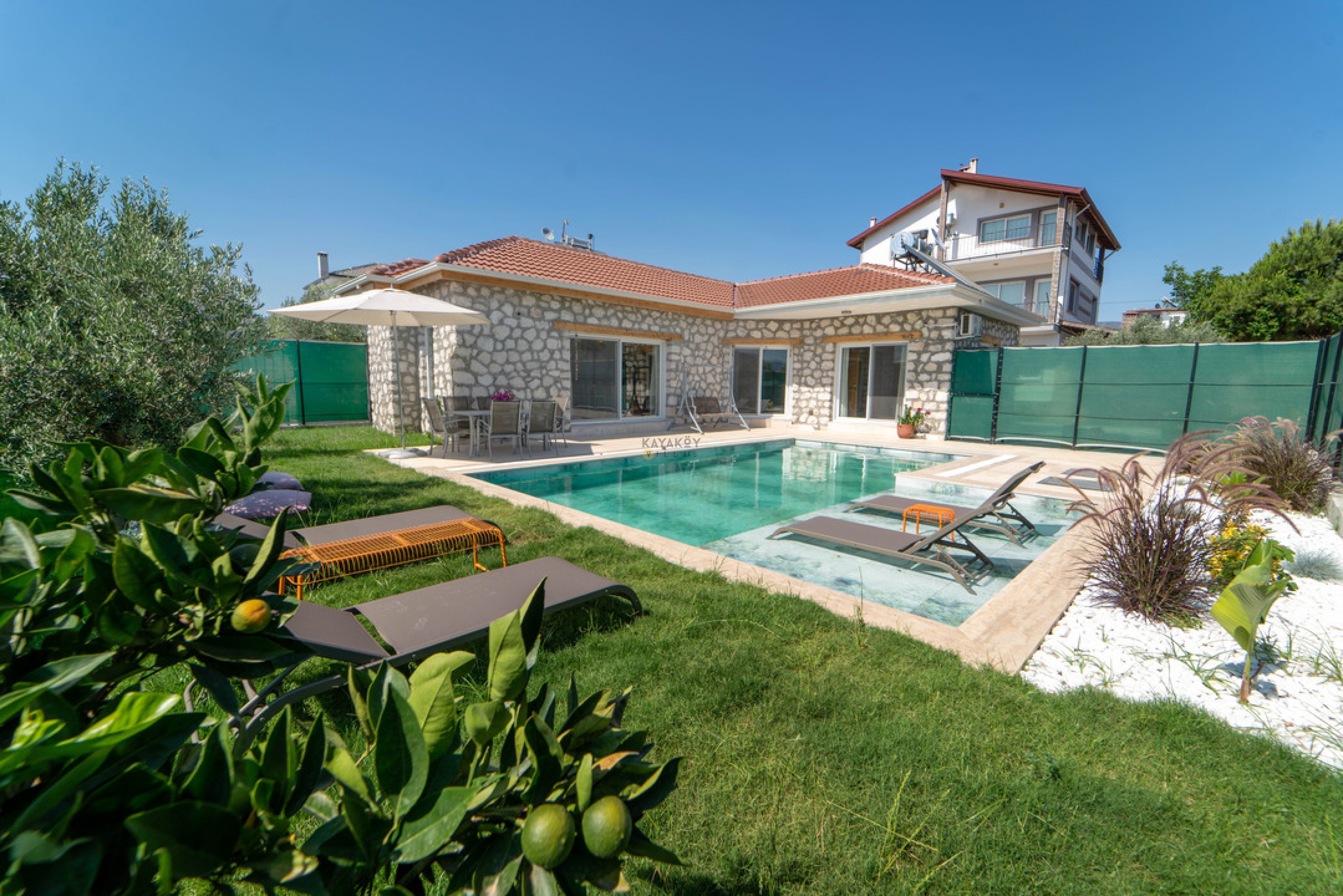 Villa Main