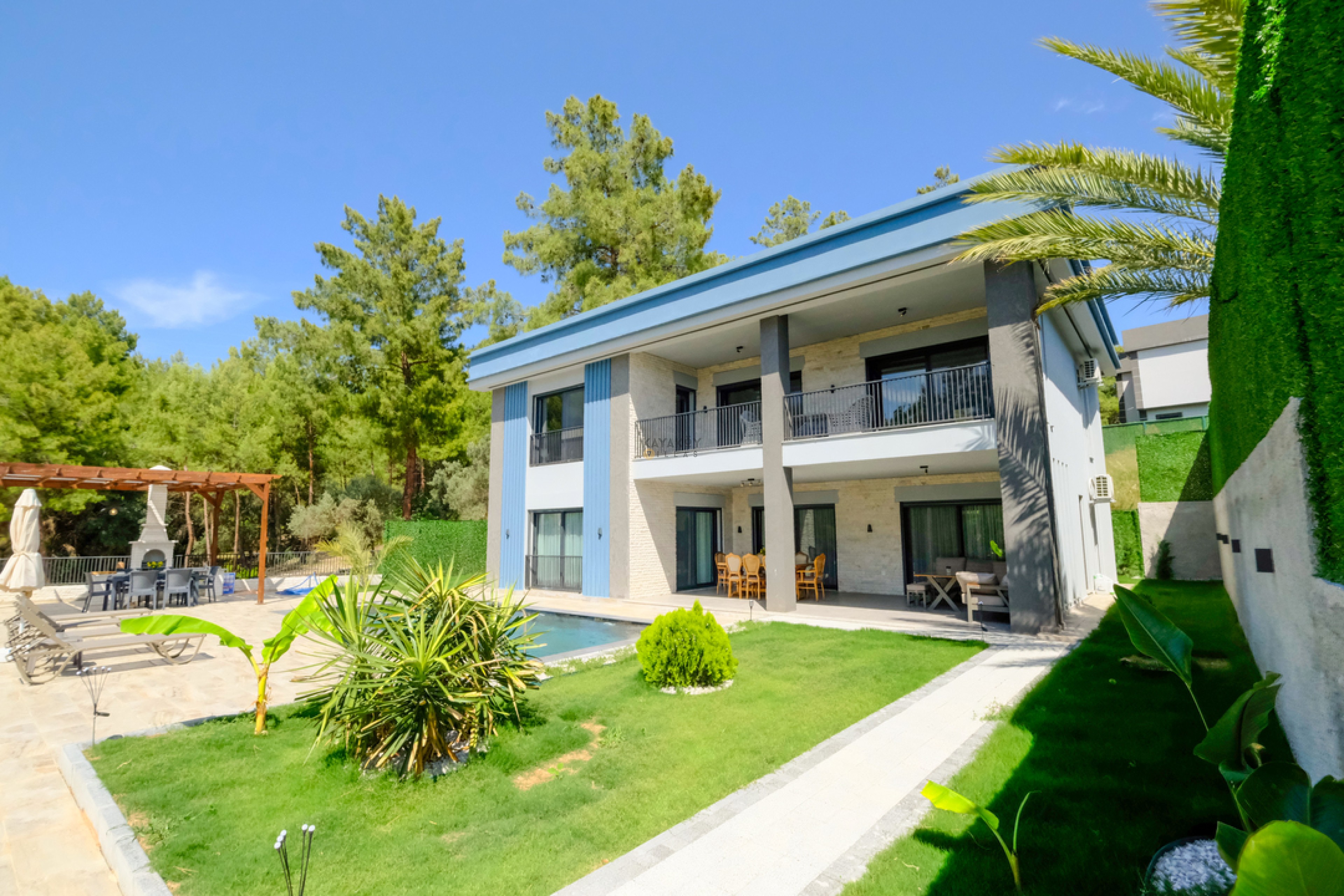 Villa Main