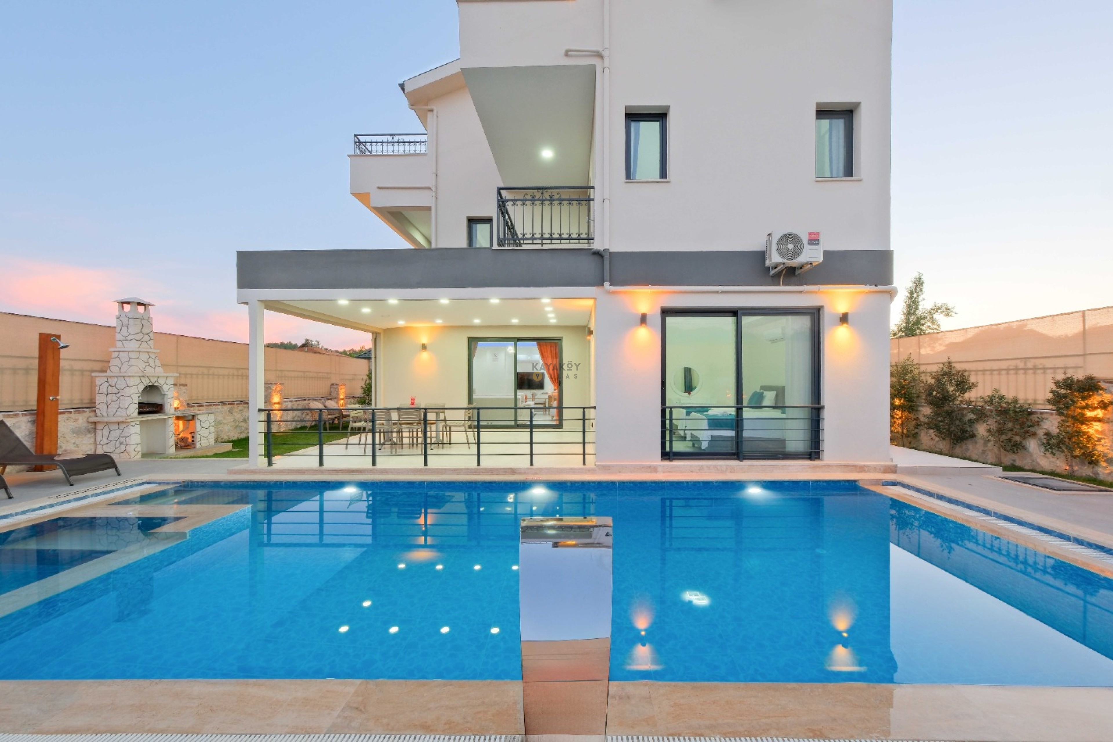 Villa Main