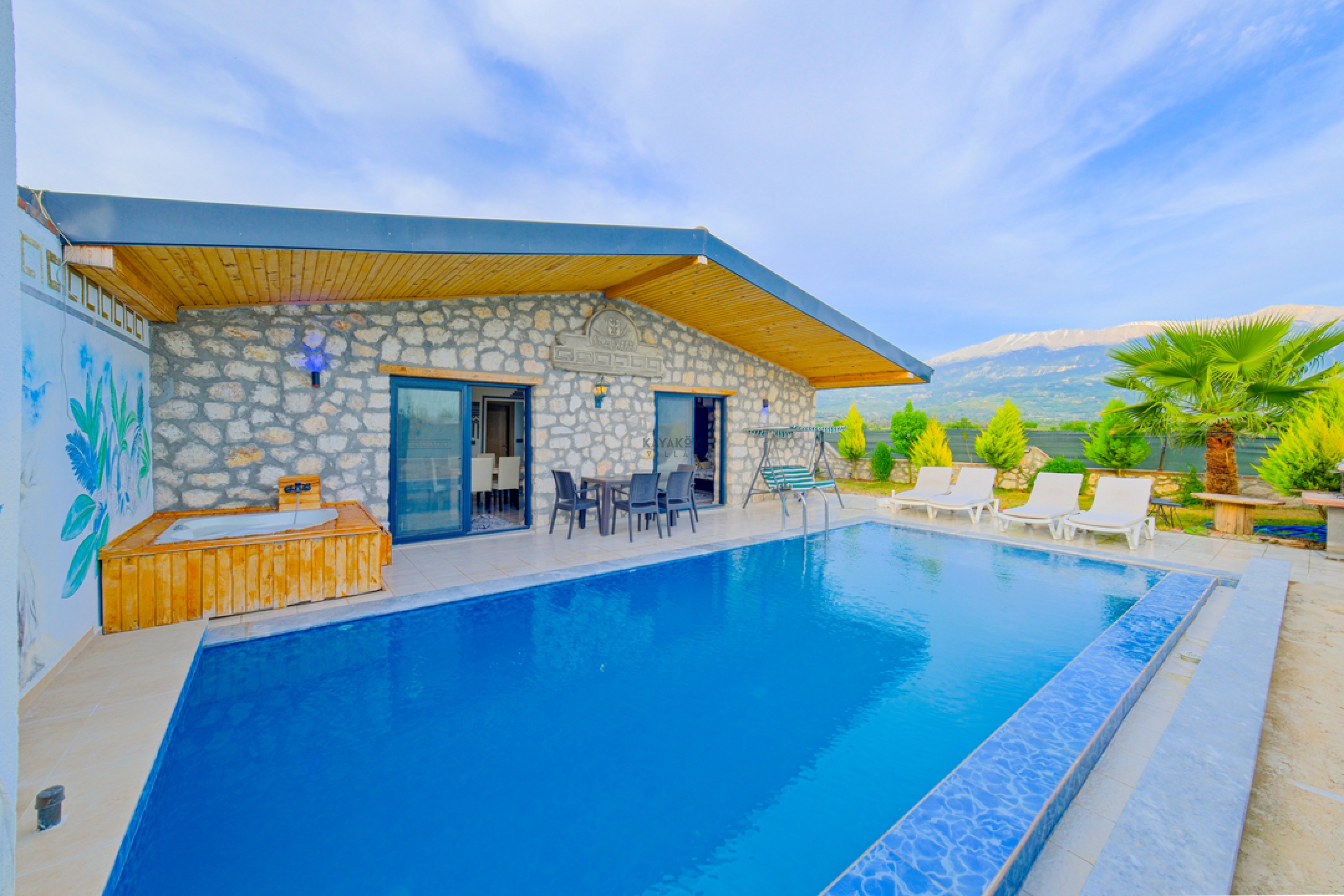Villa Main