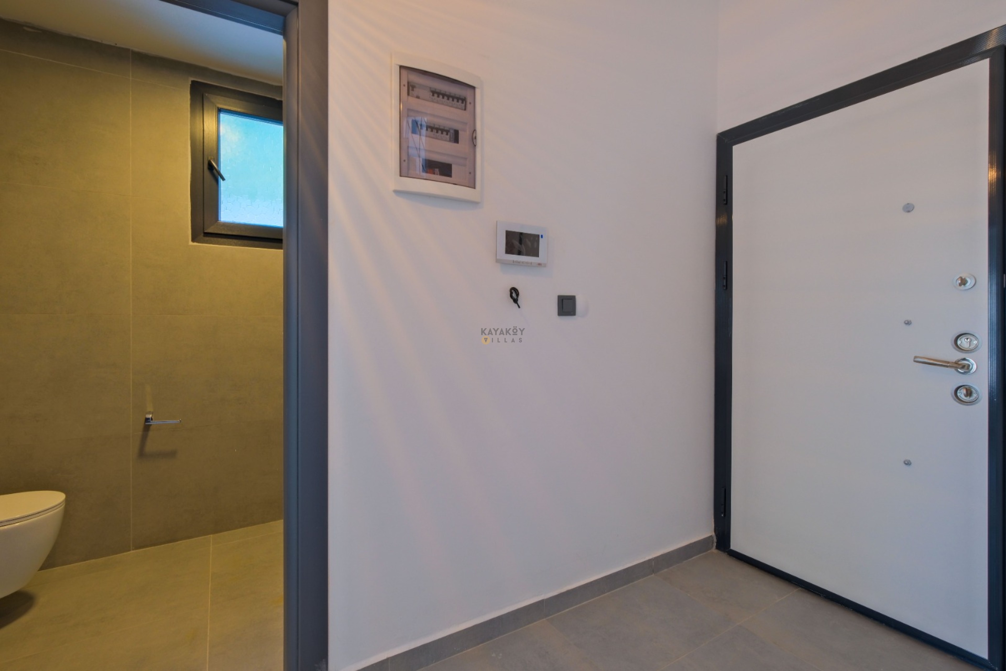 Mobile Gallery 34