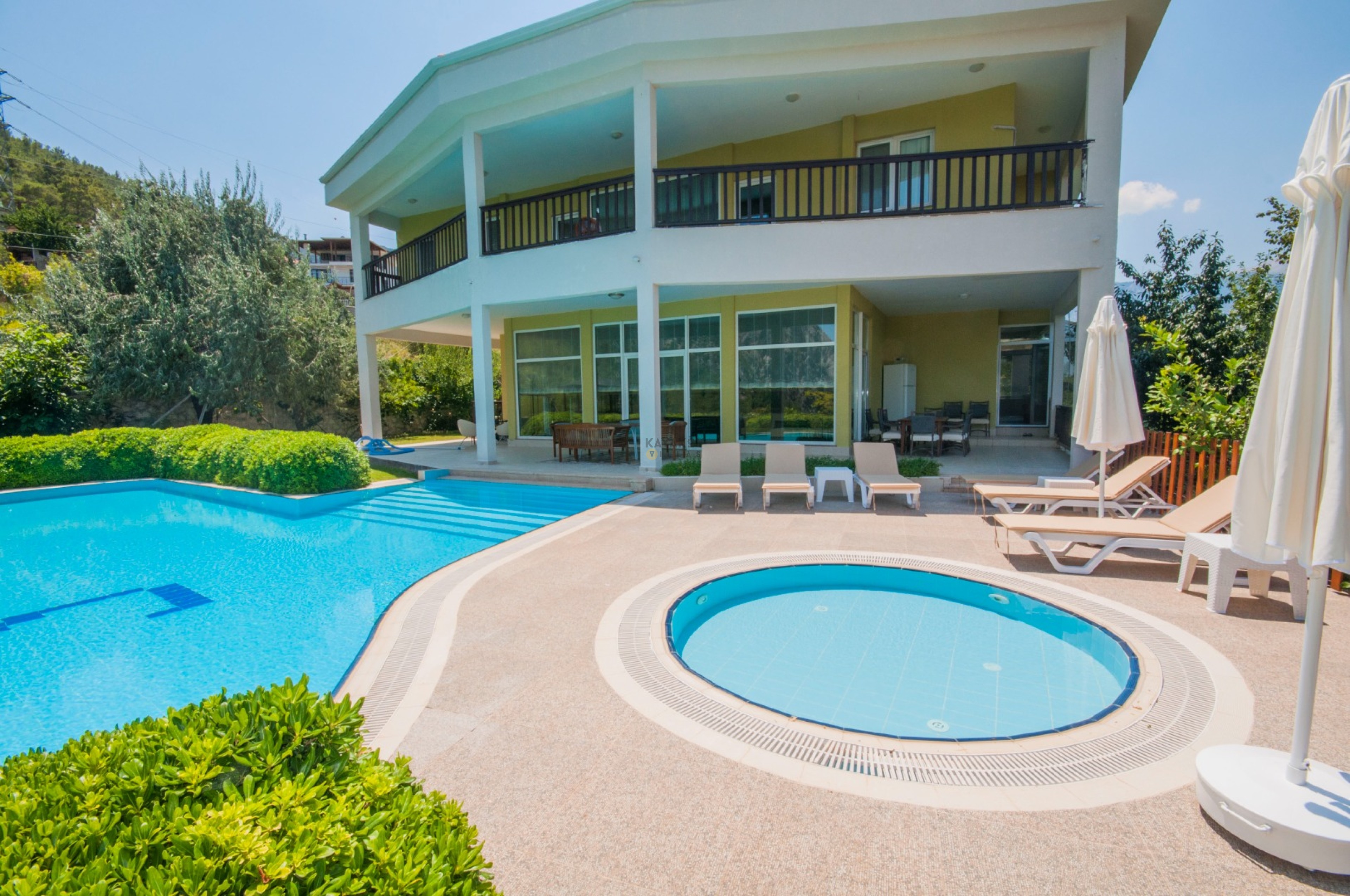 Villa Main