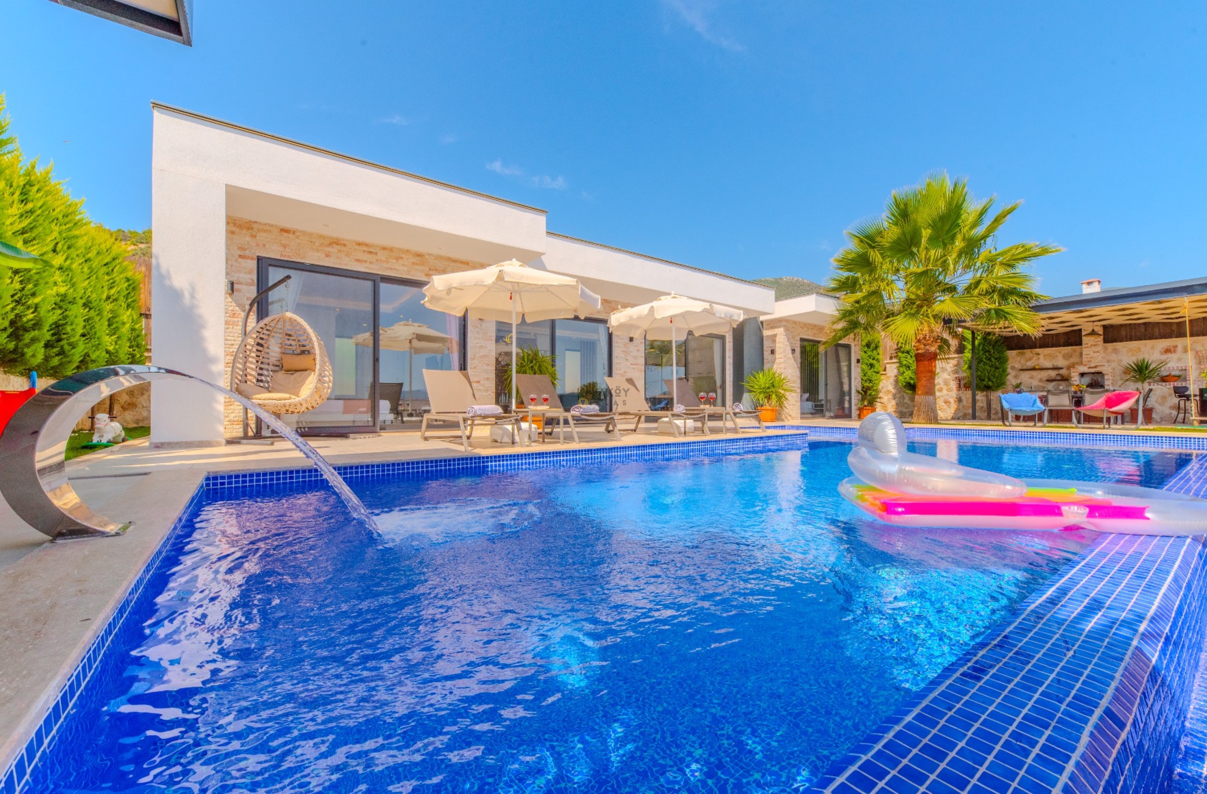Villa Main