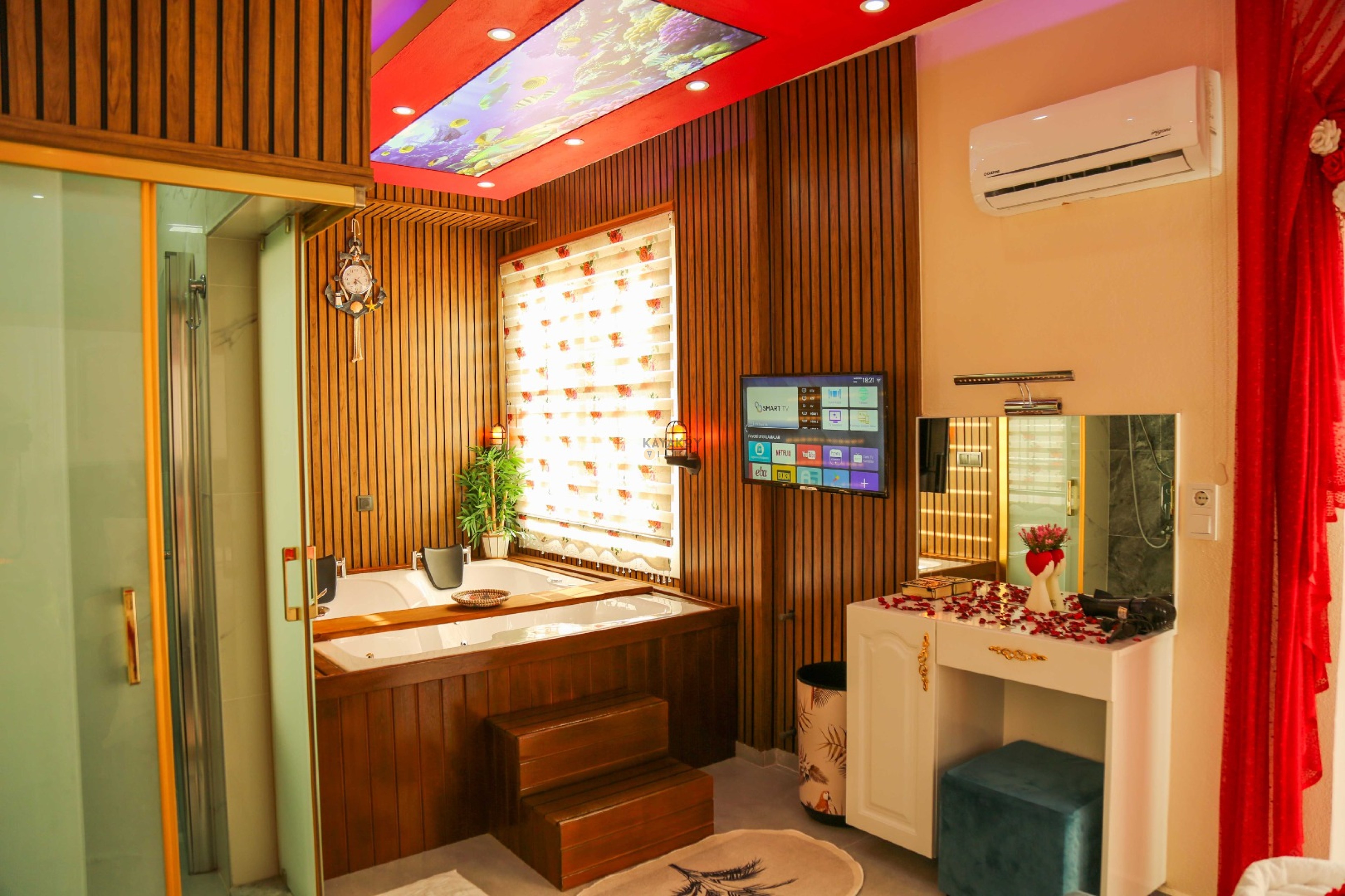 Mobile Gallery 28