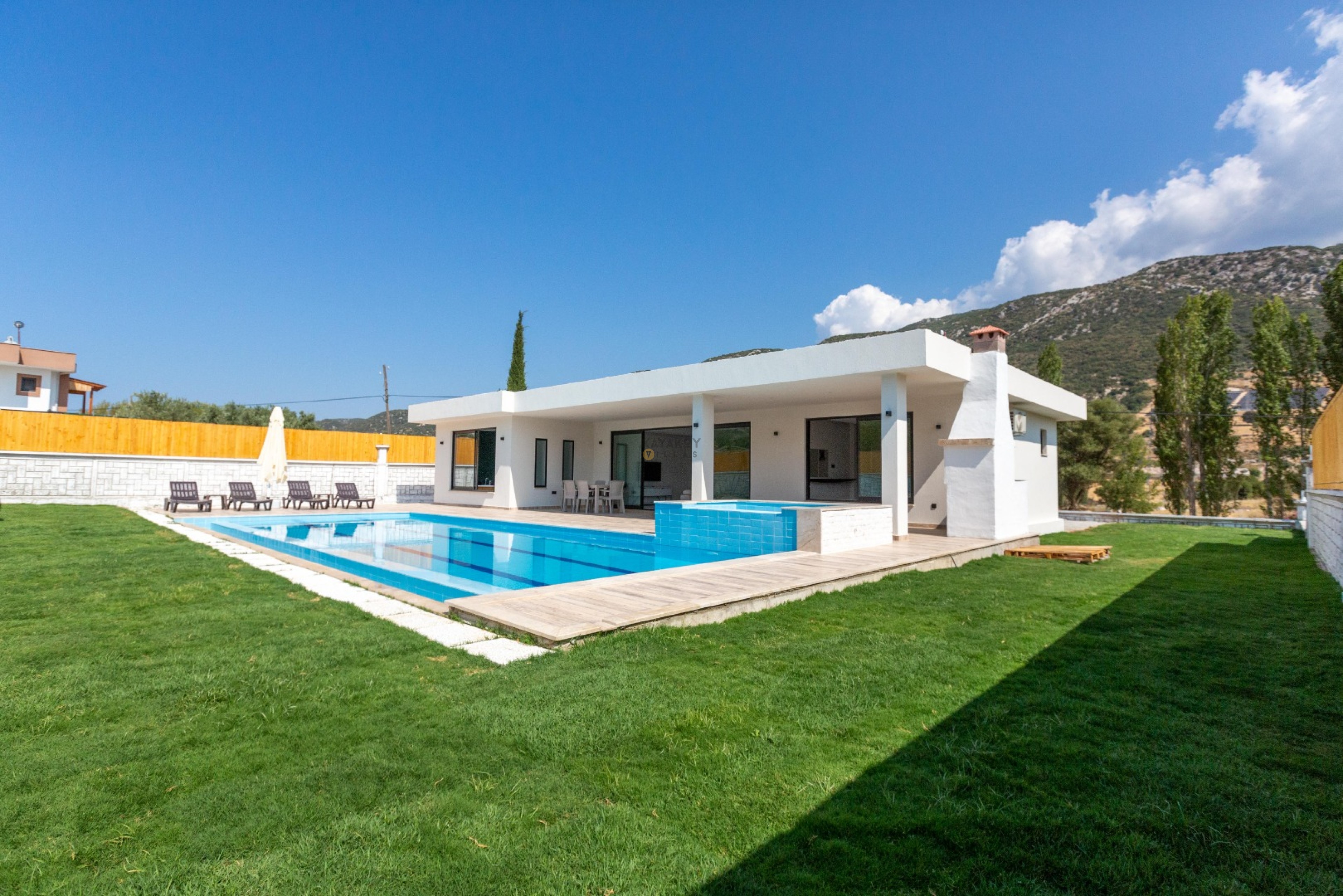 Villa Main