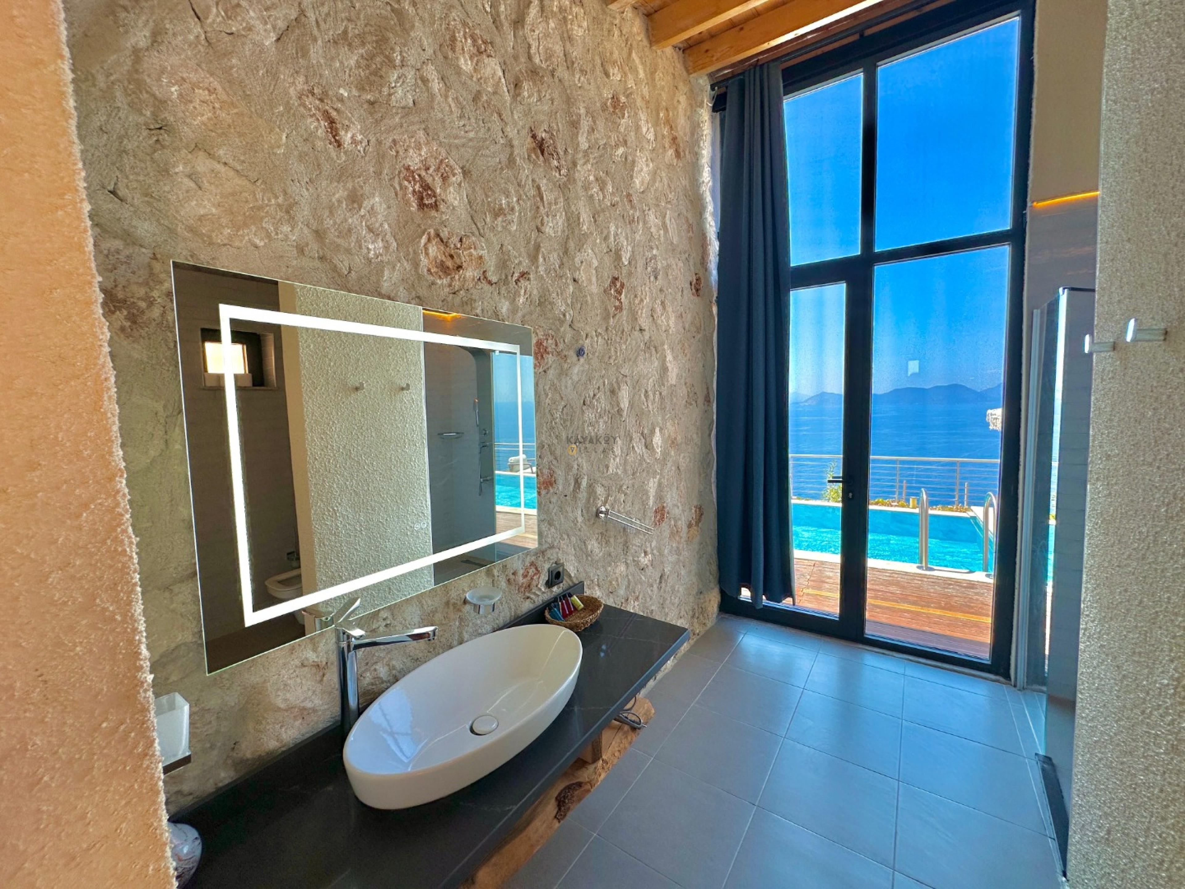 Mobile Gallery 13