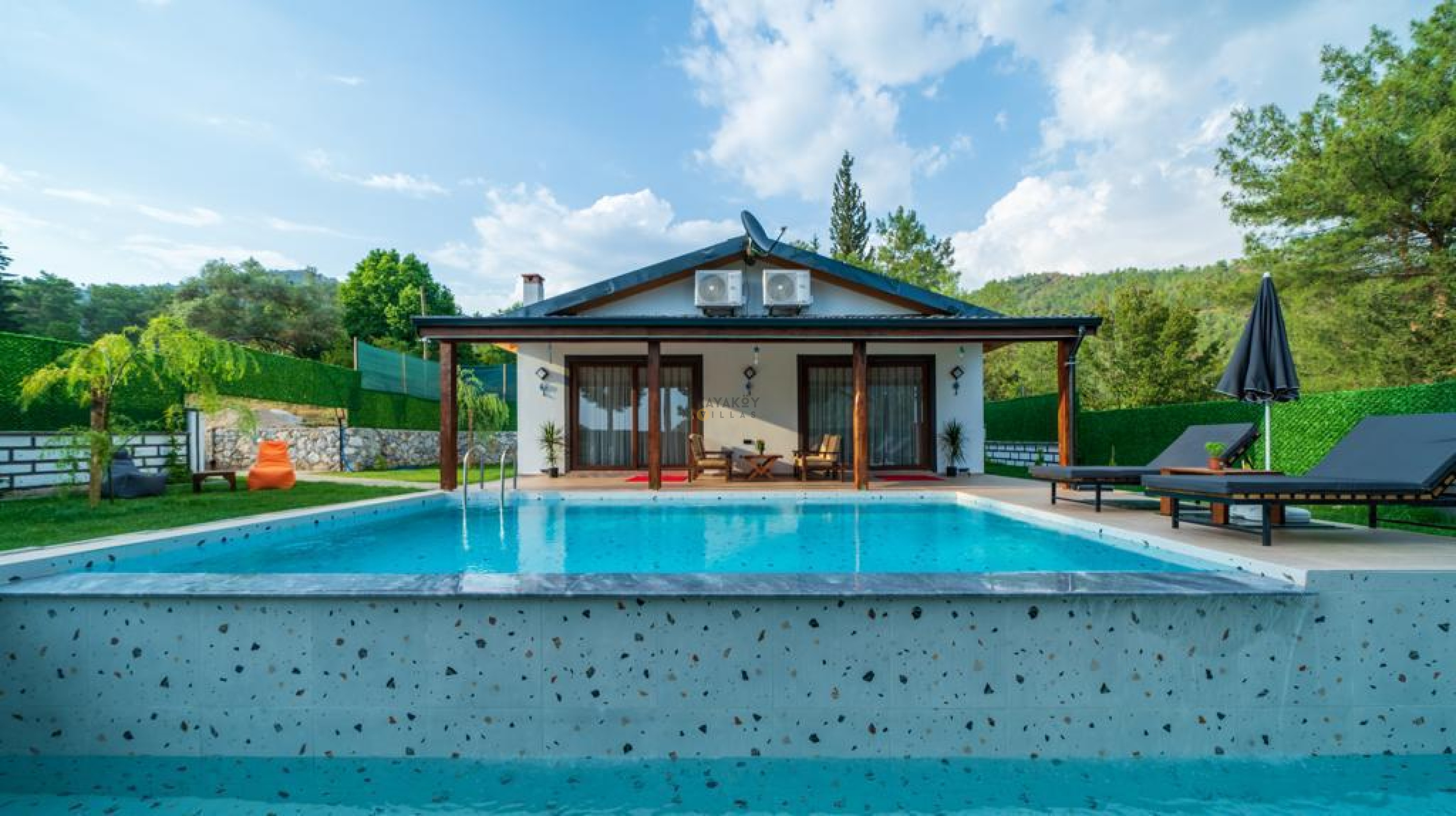 Villa Main