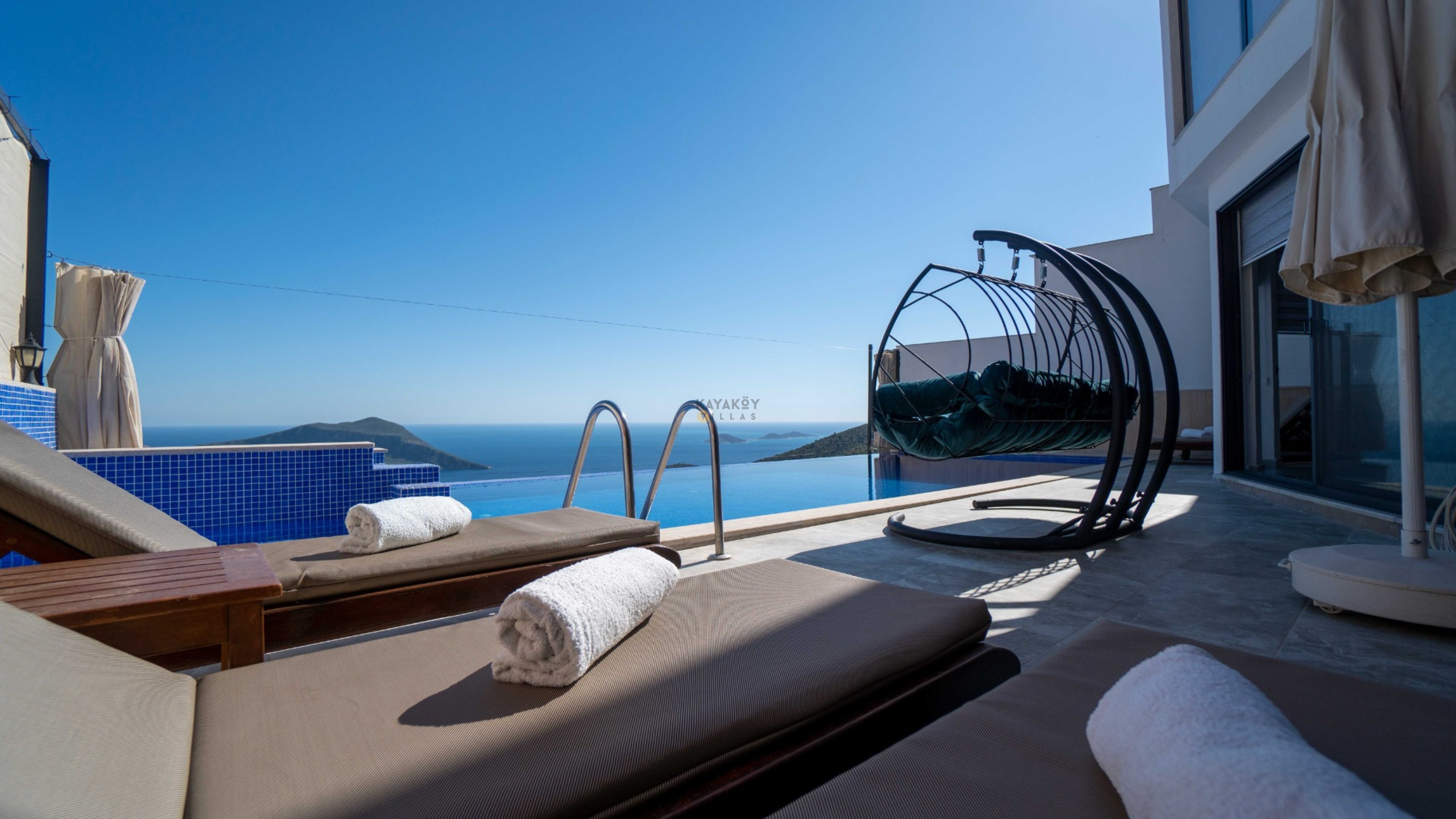 Gallery 0