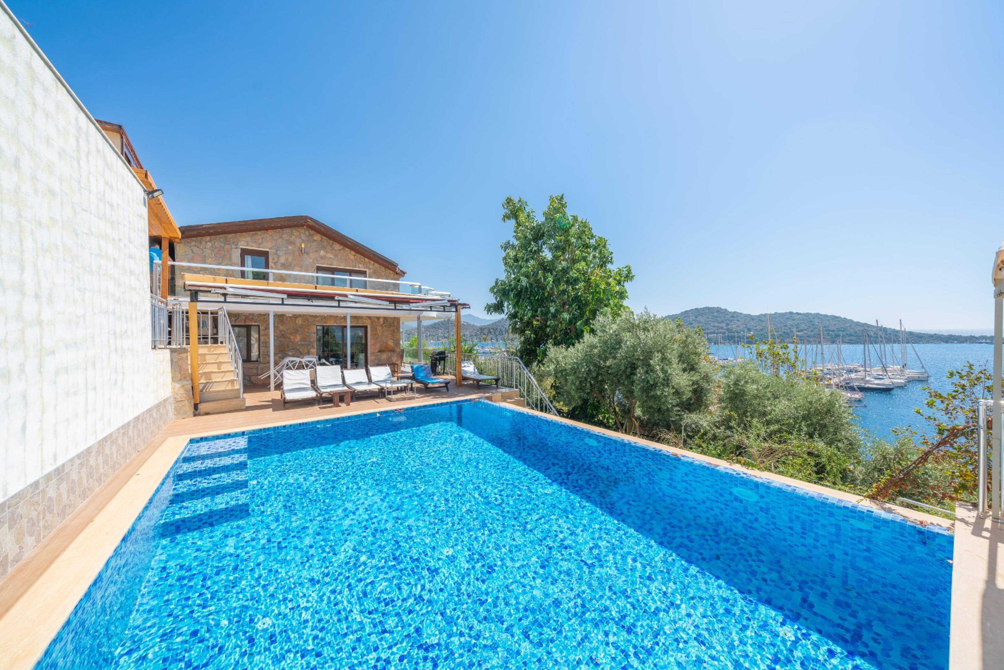 Villa Main
