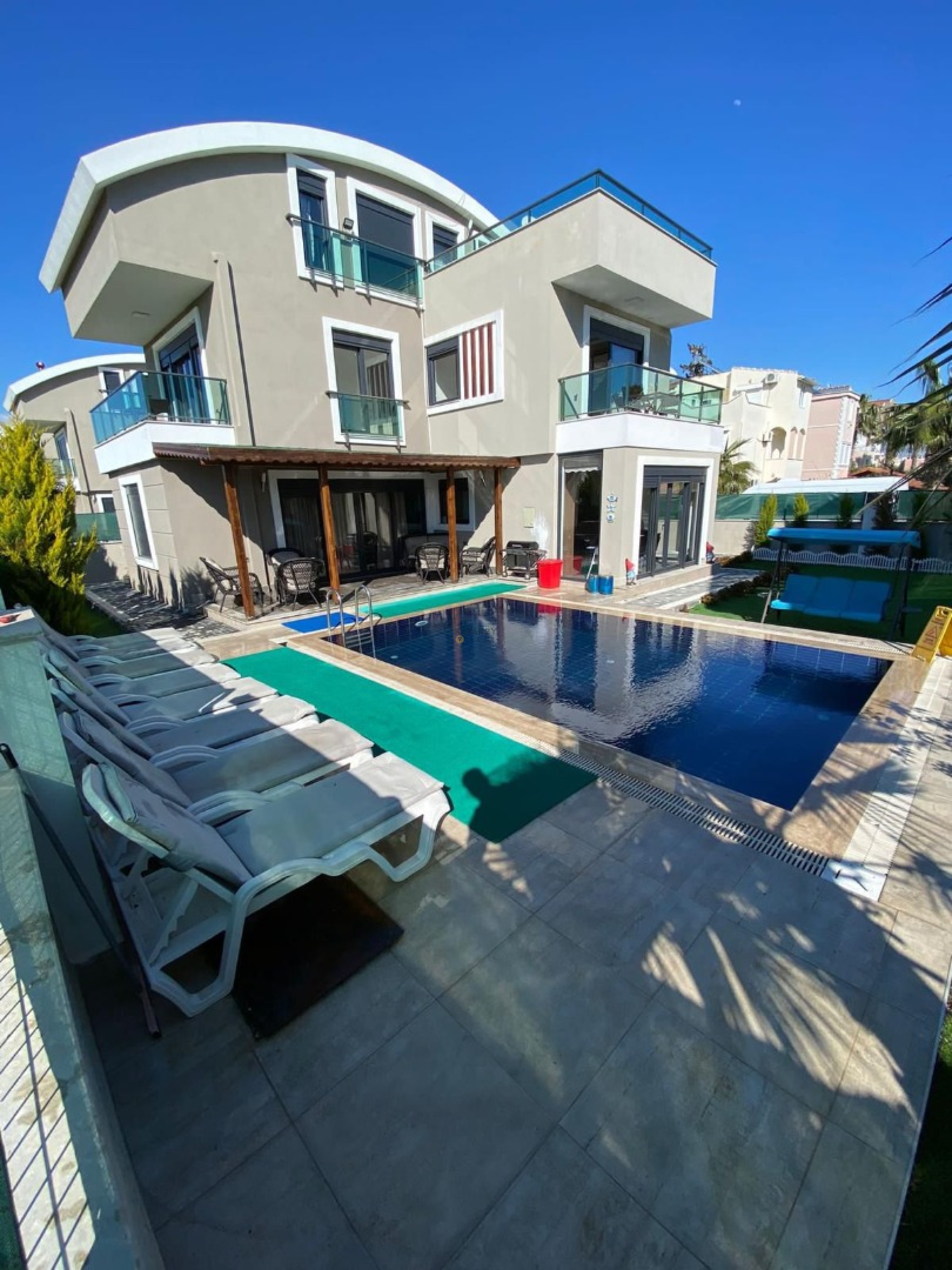 Villa Main