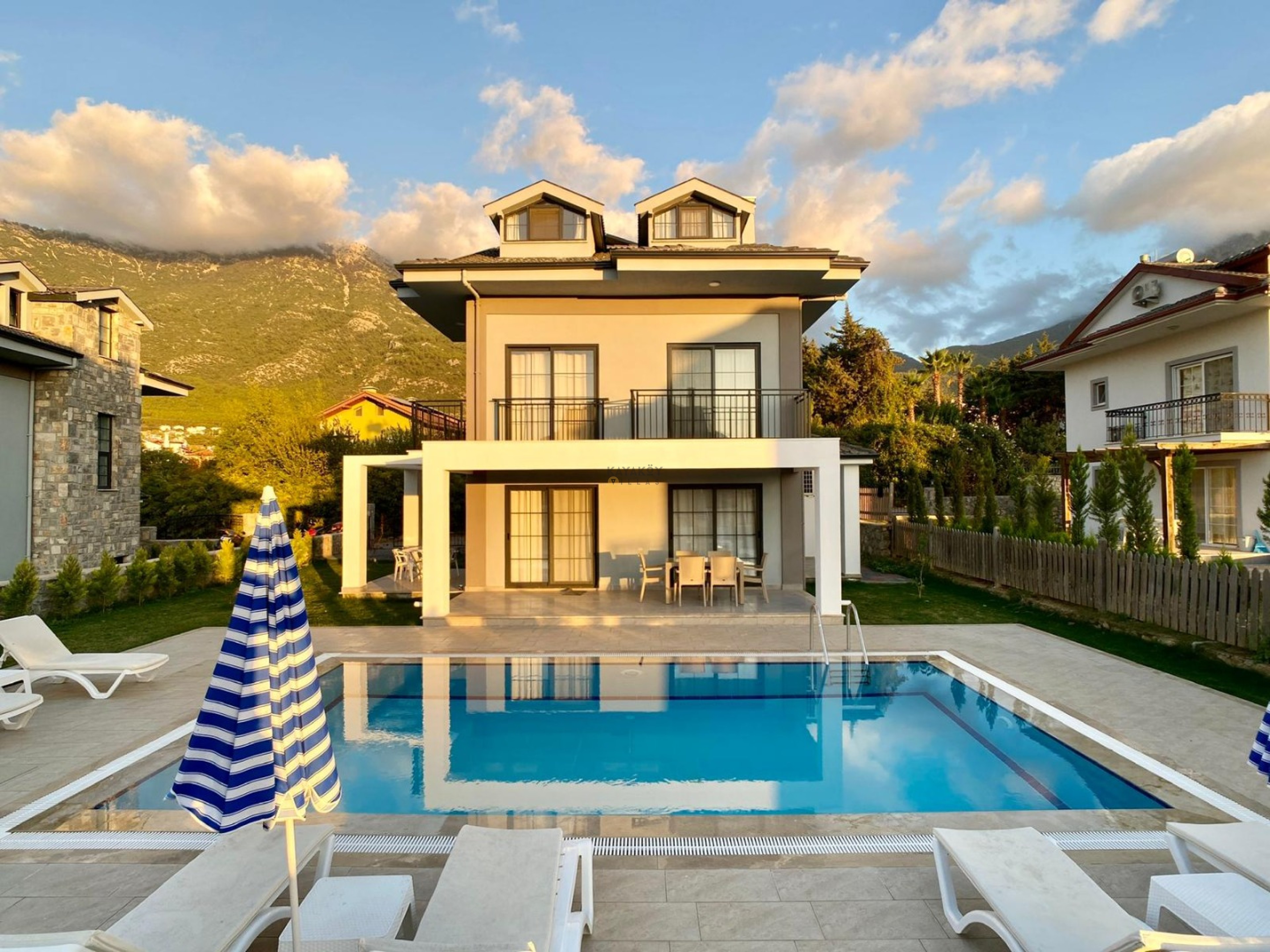 Villa Main