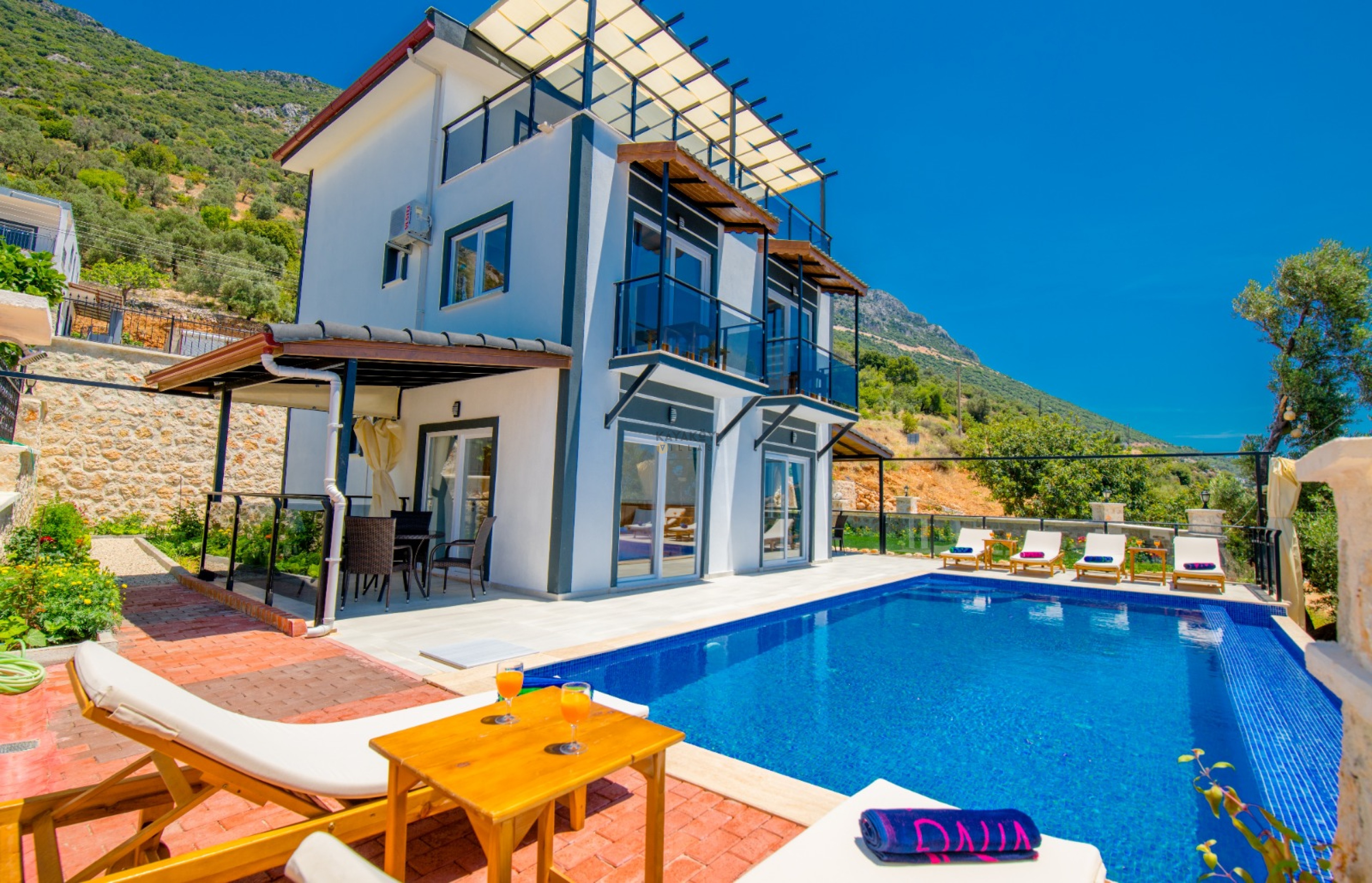 Villa Main