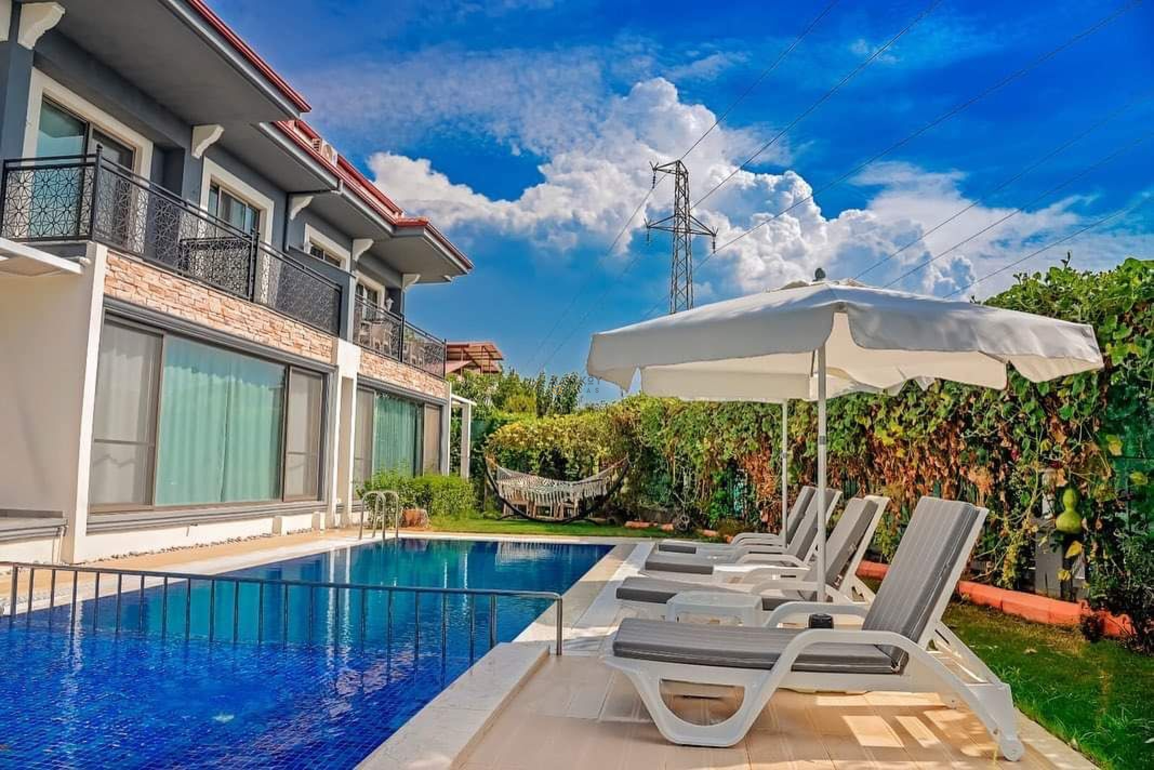 Villa Main
