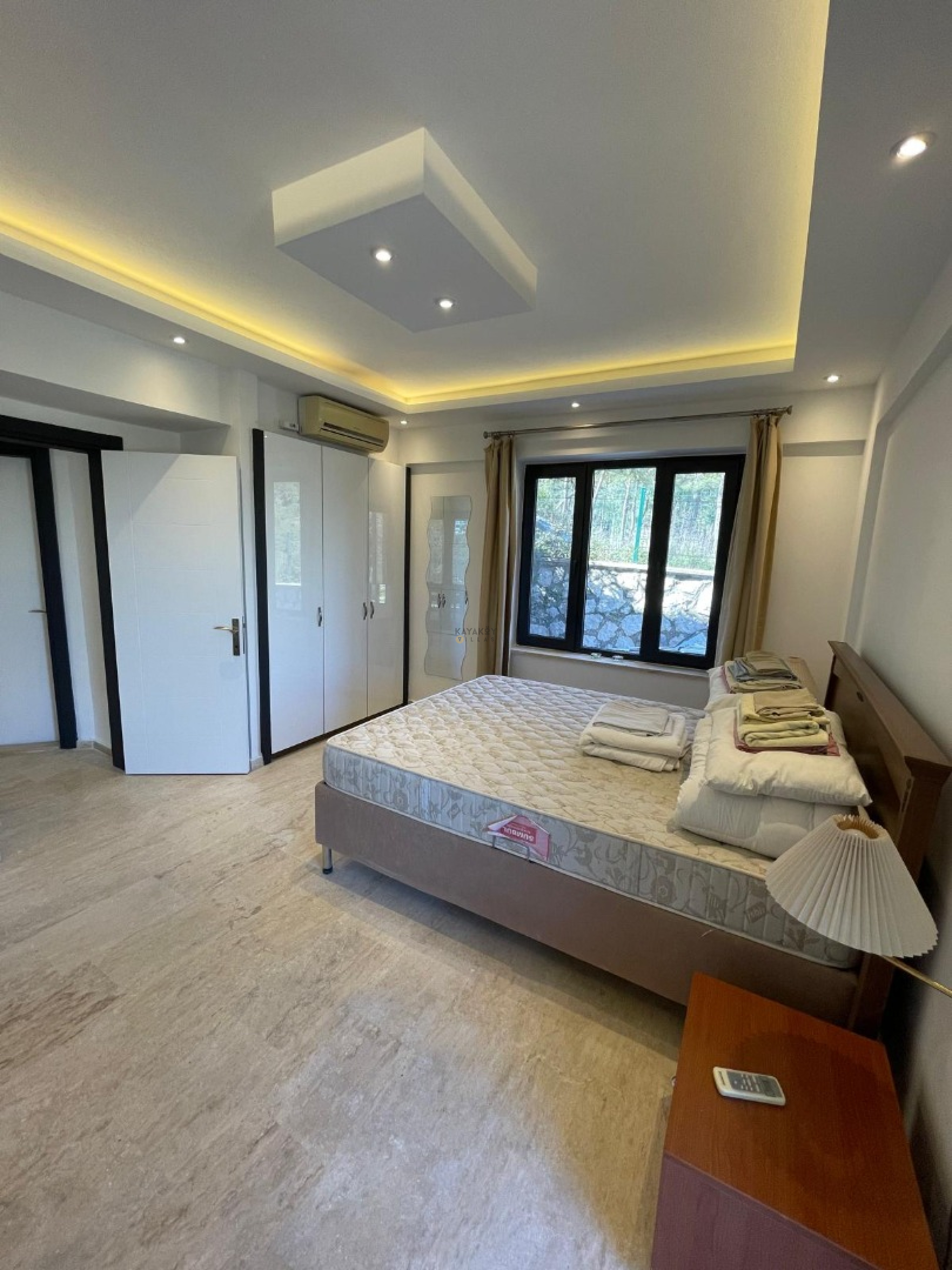 Mobile Gallery 29