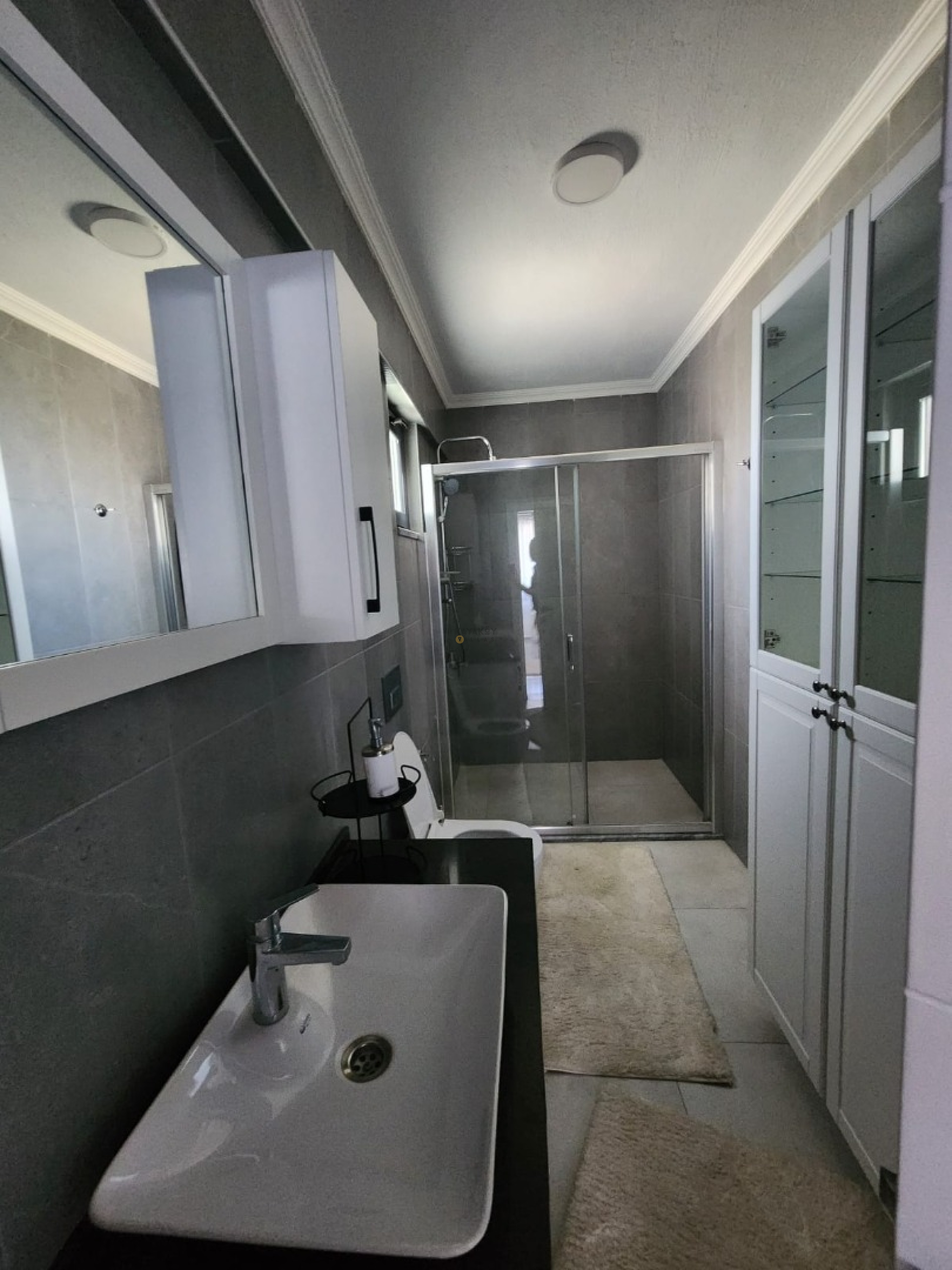 Mobile Gallery 5