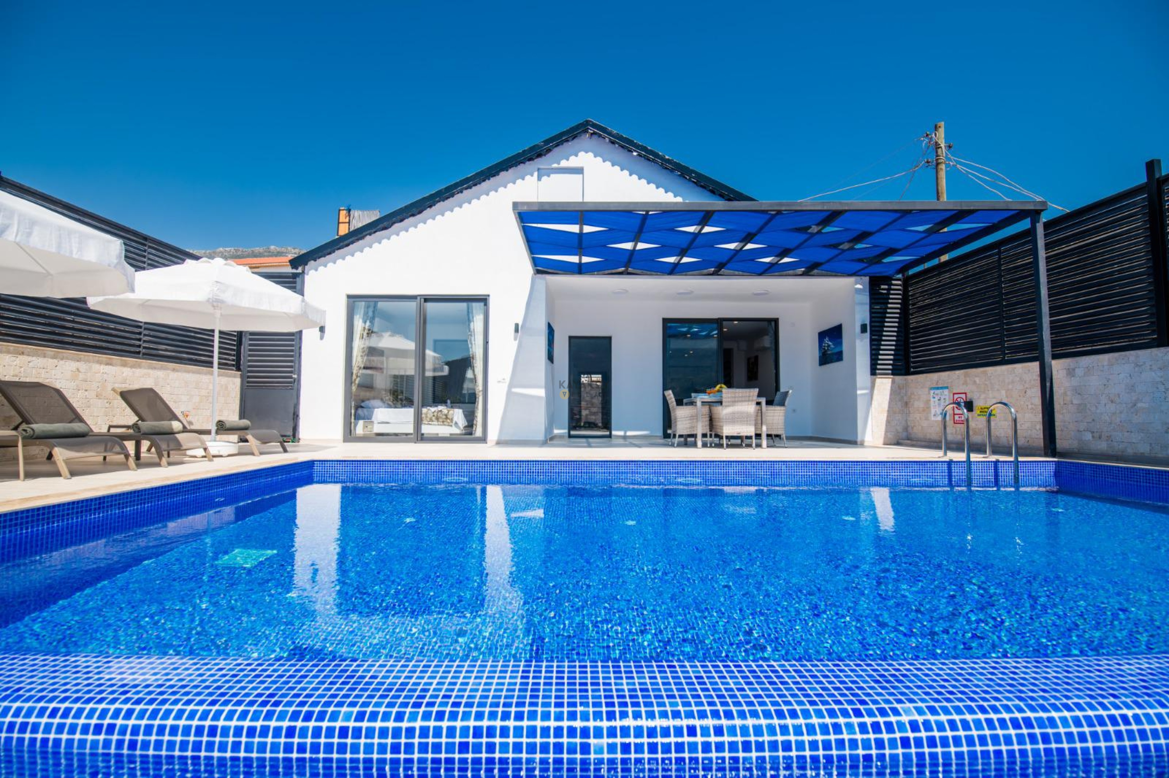 Villa Main