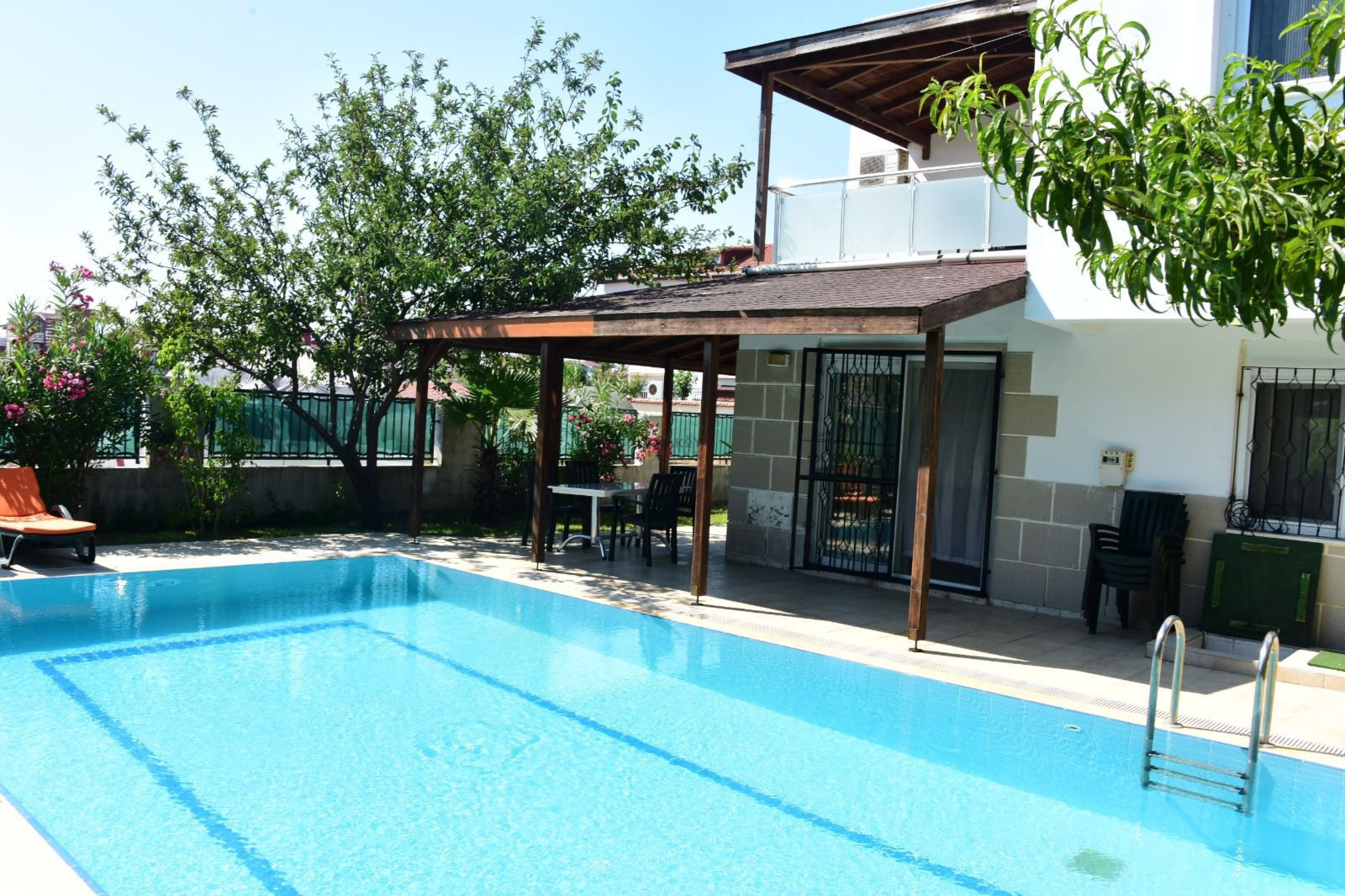 Villa Main