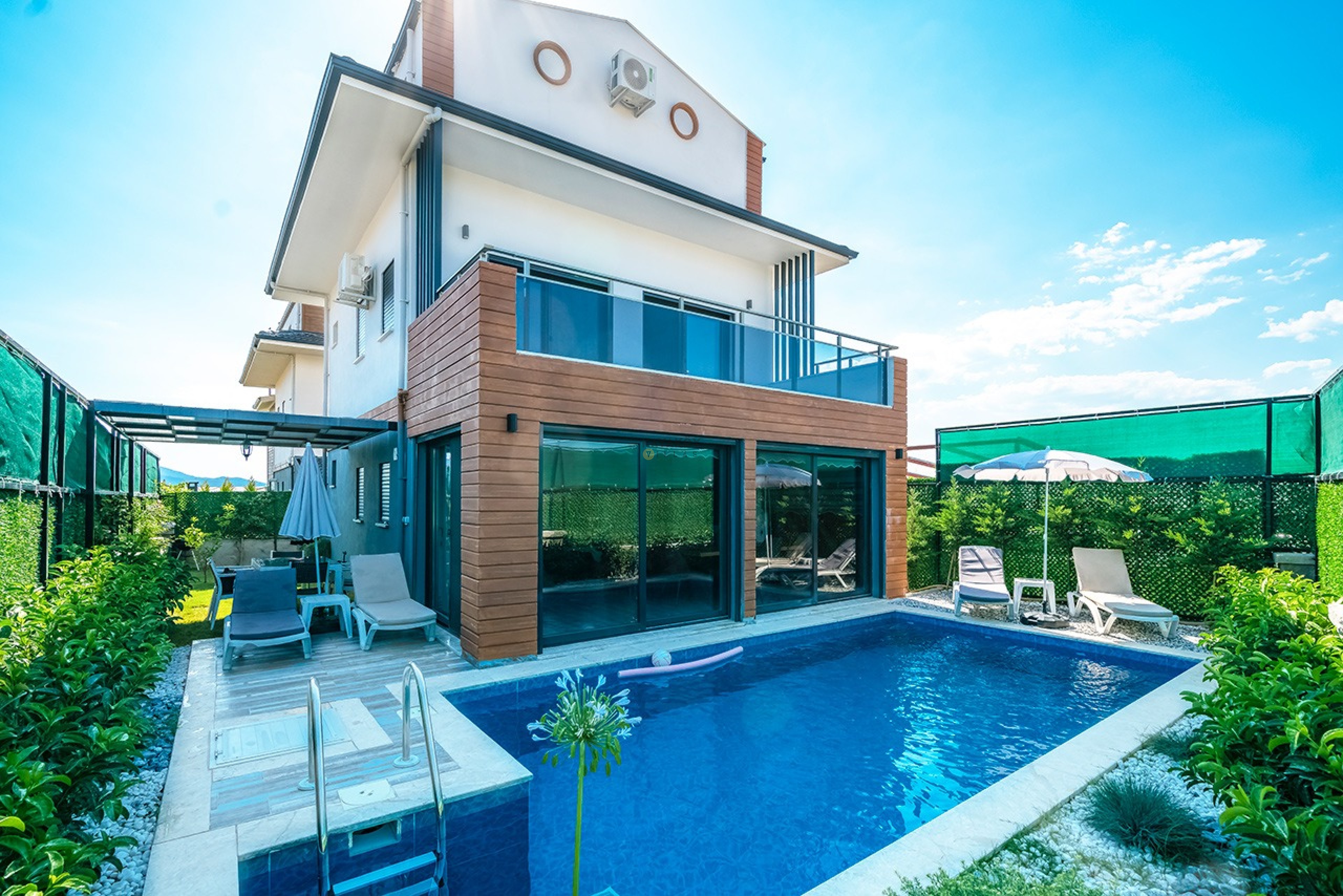 Villa Main