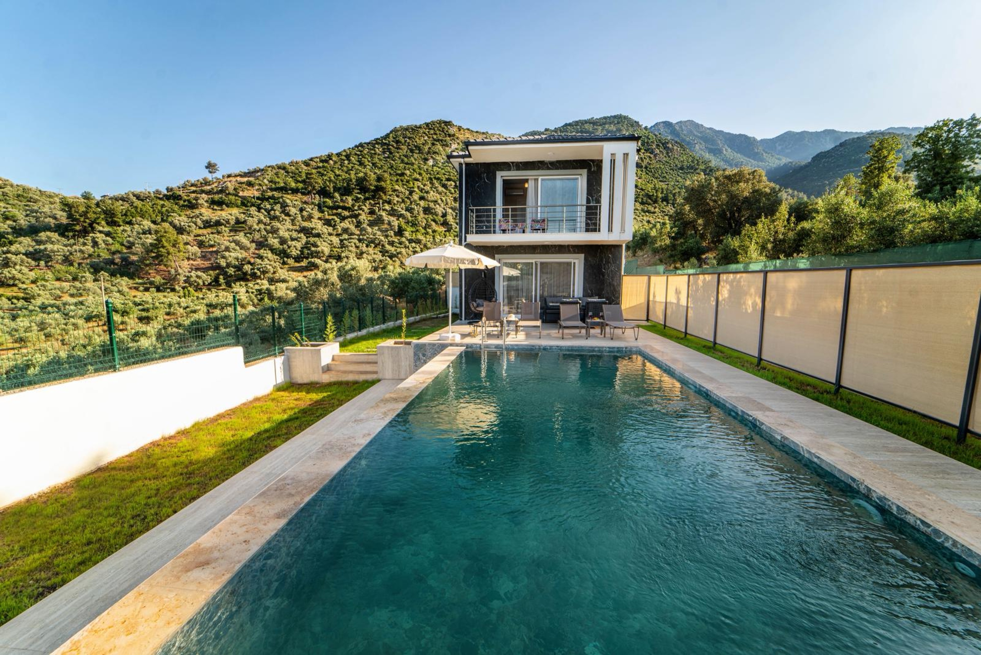Villa Main
