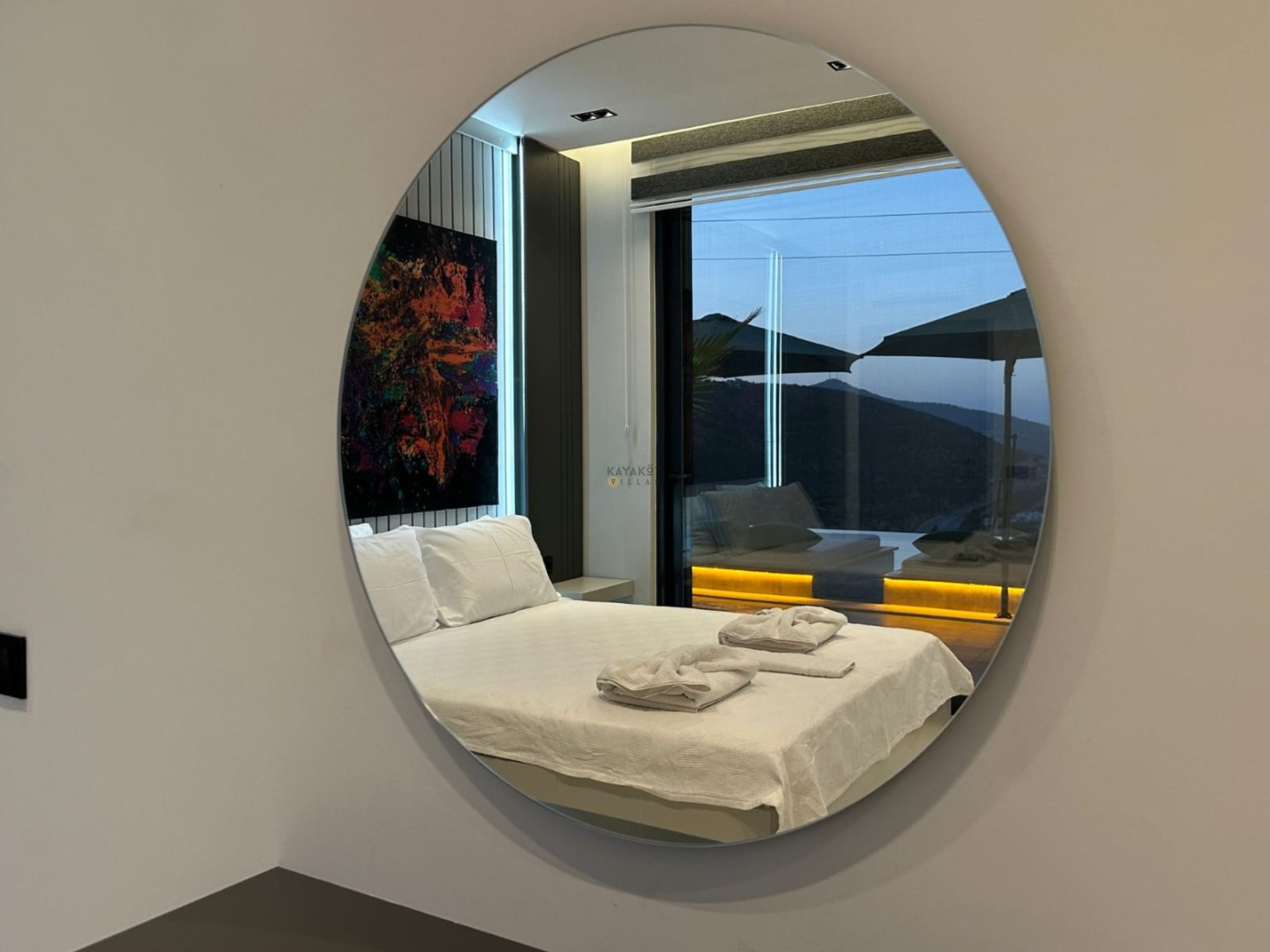 Mobile Gallery 6