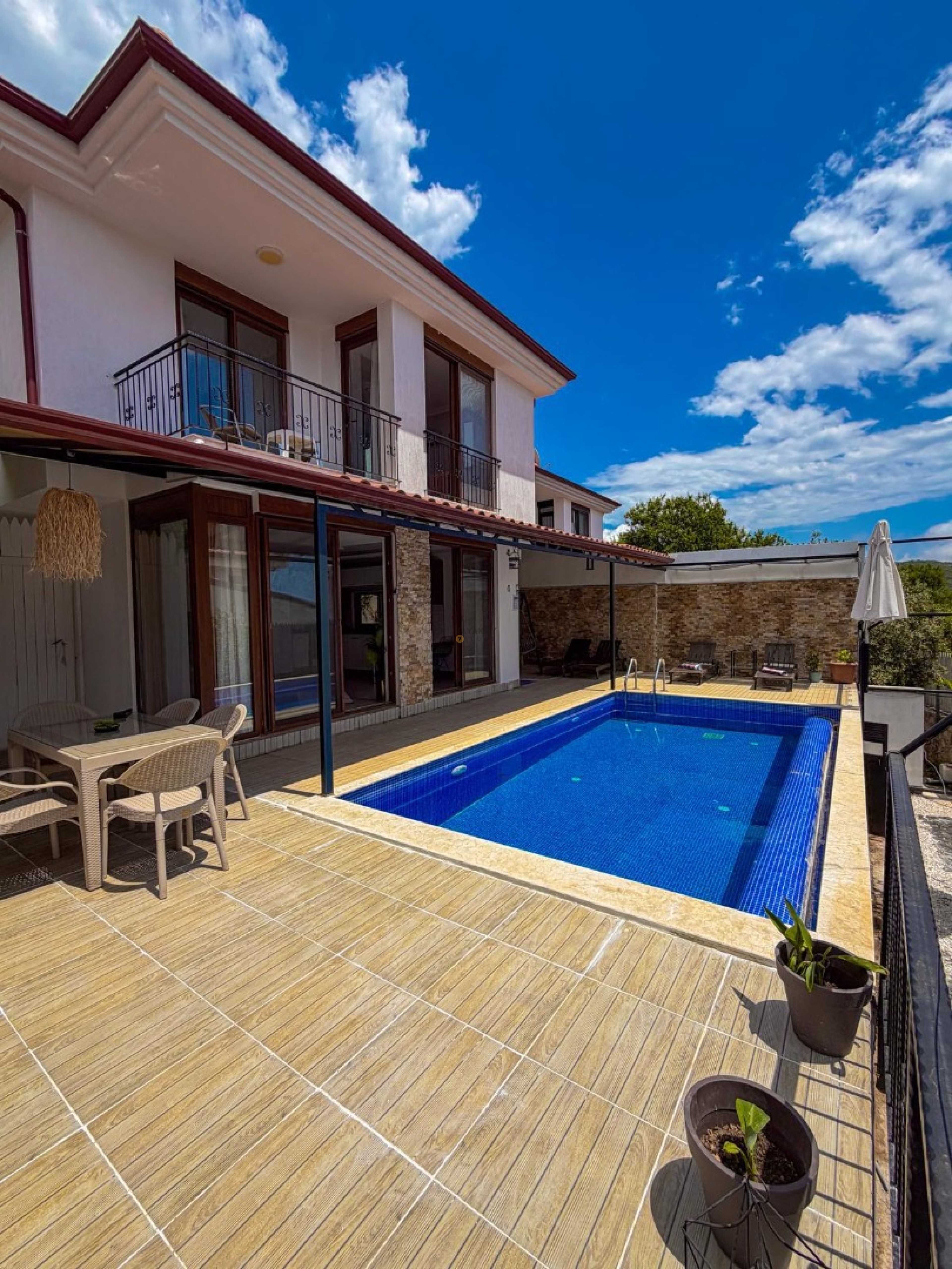 Villa Main