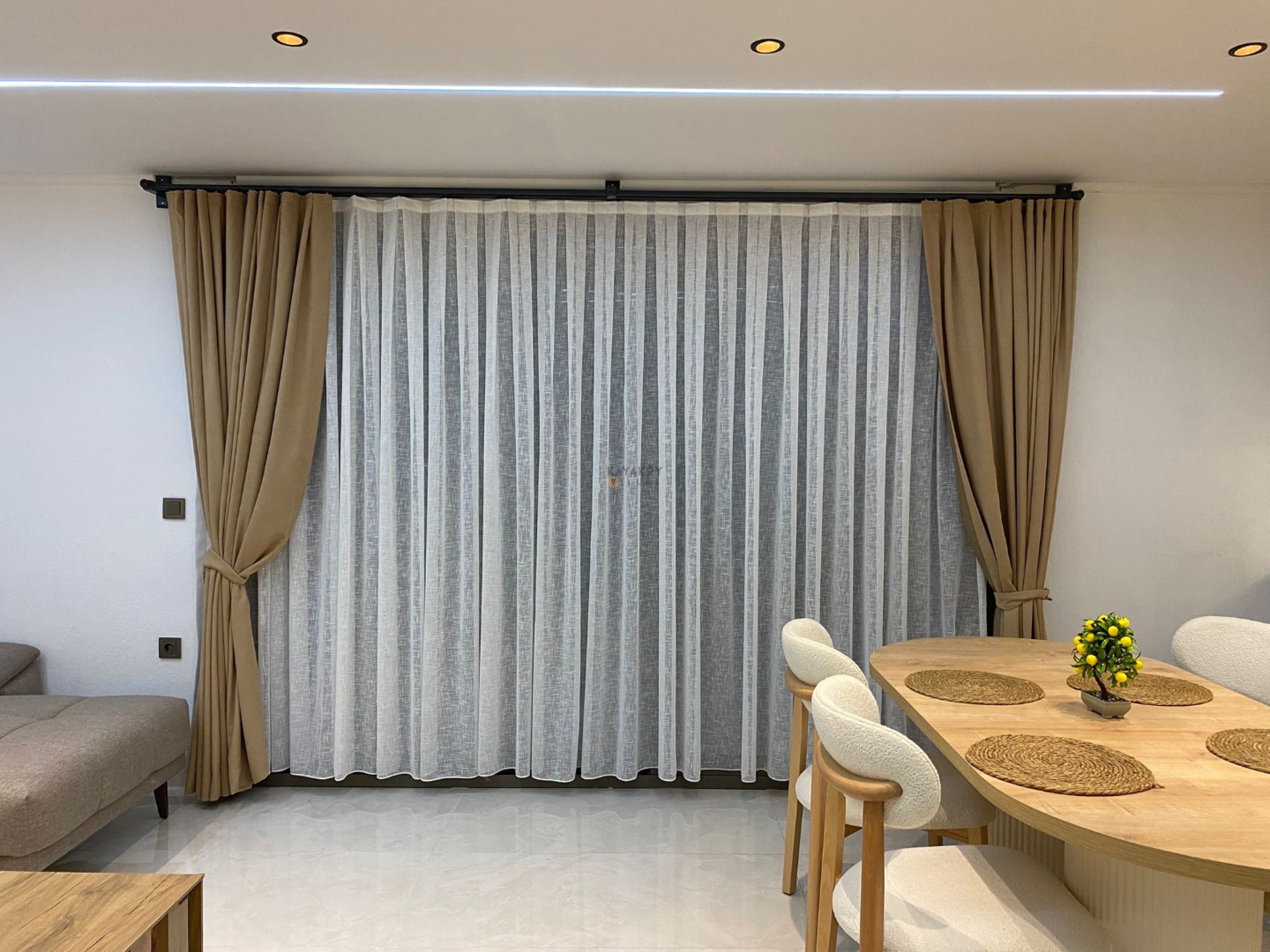 Mobile Gallery 28