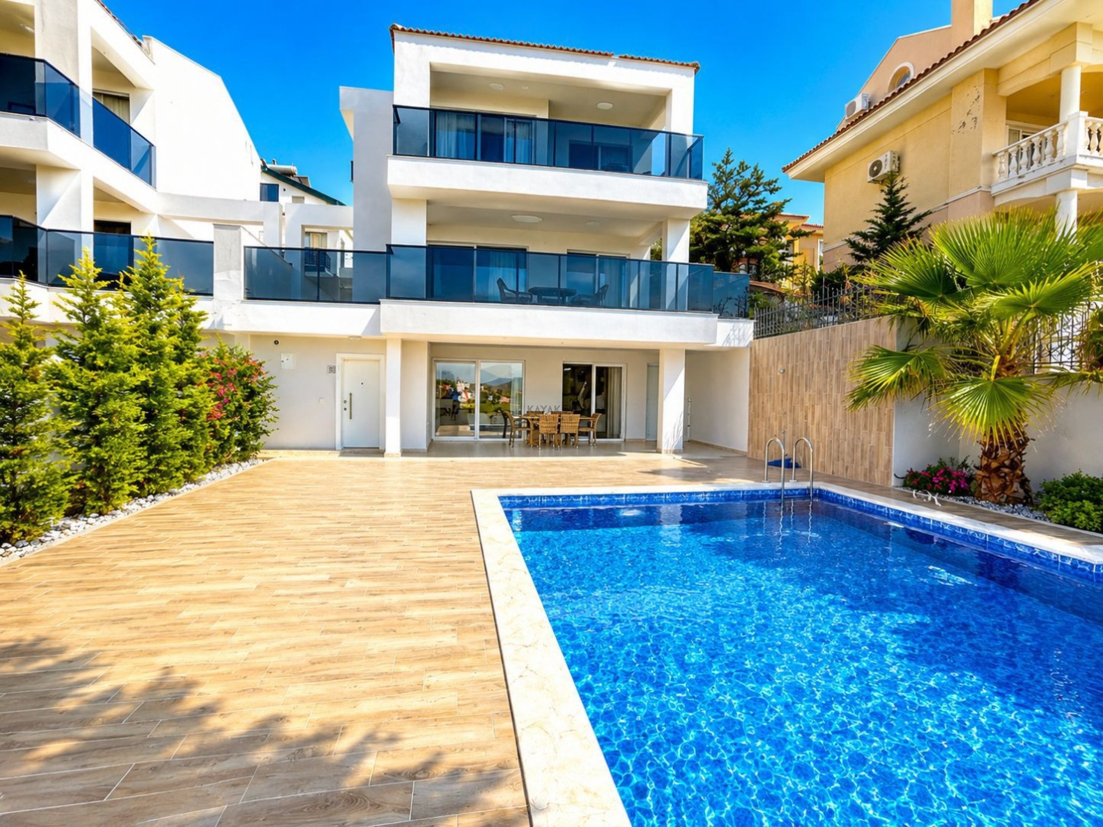 Villa Main