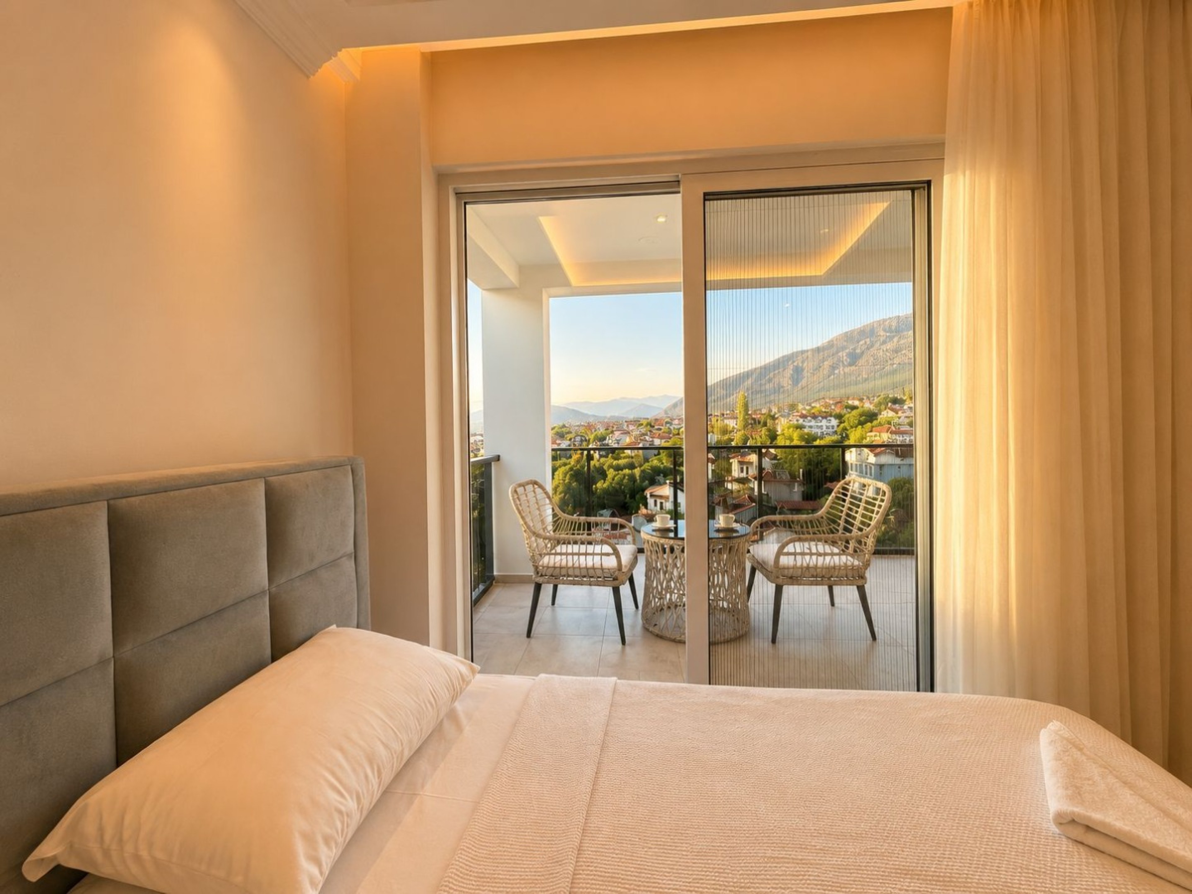 Mobile Gallery 9