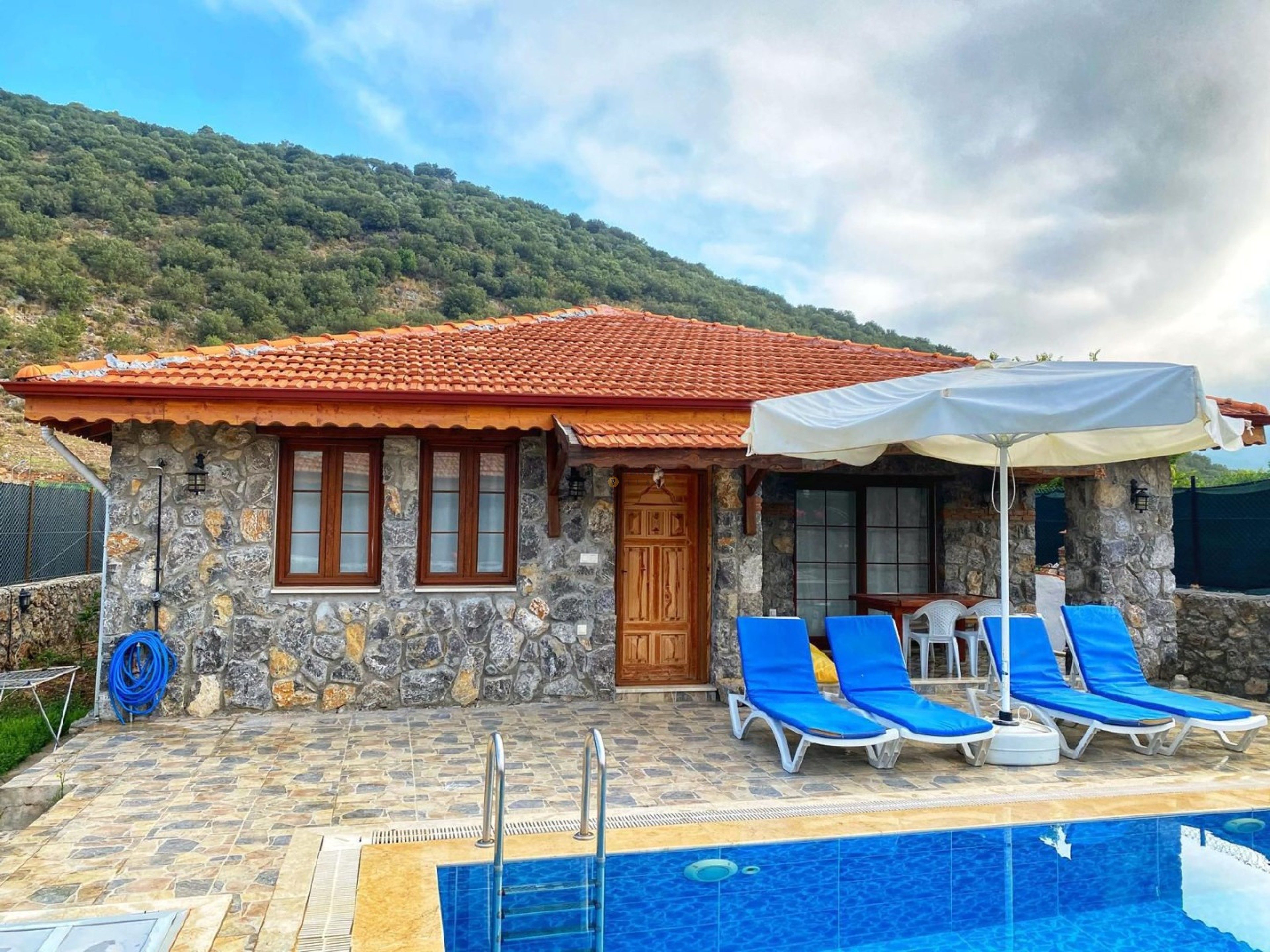 Villa Main