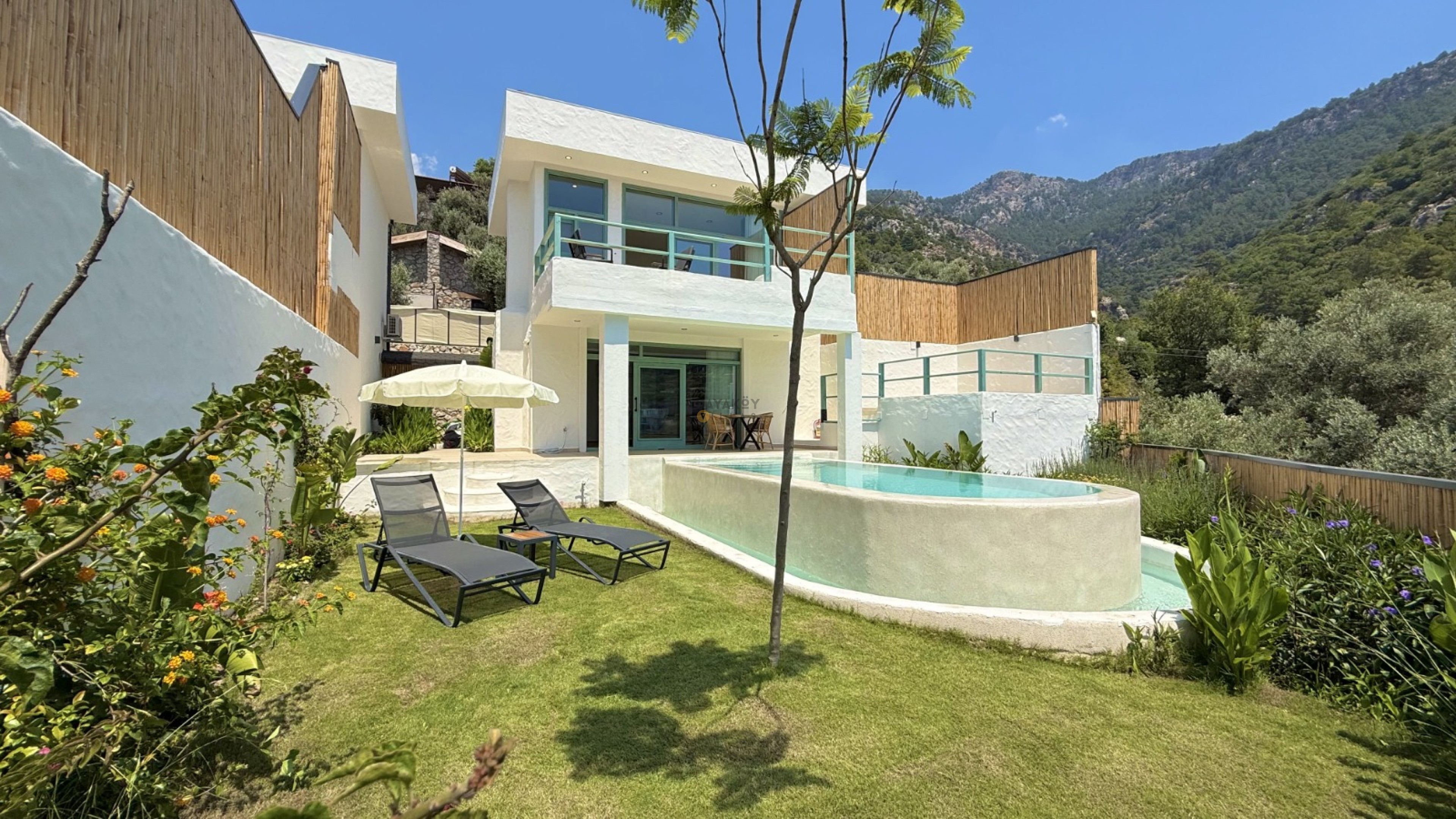 Villa Main