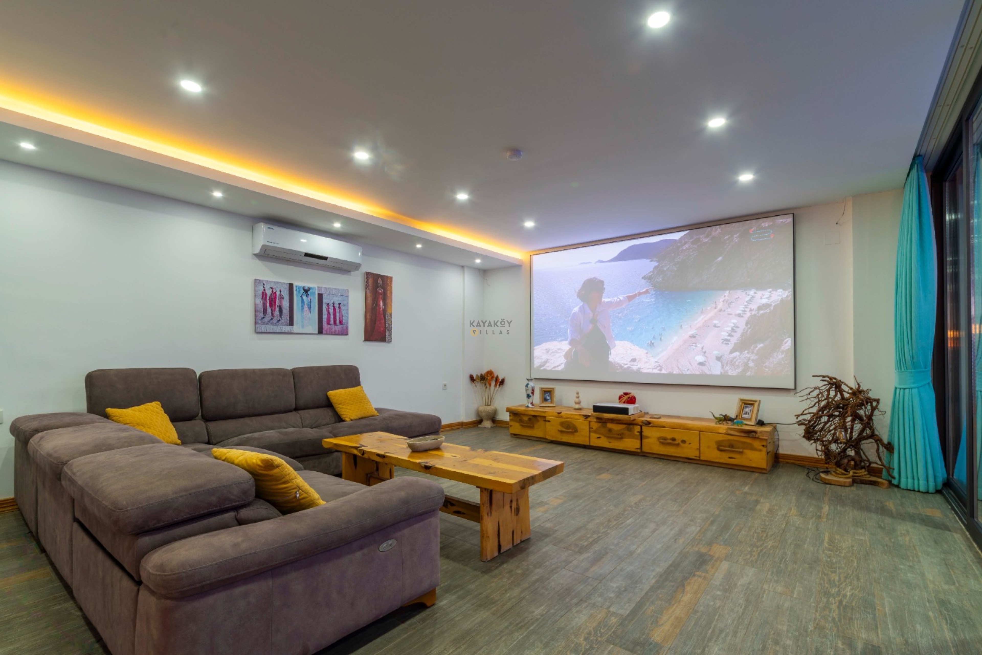 Gallery 4