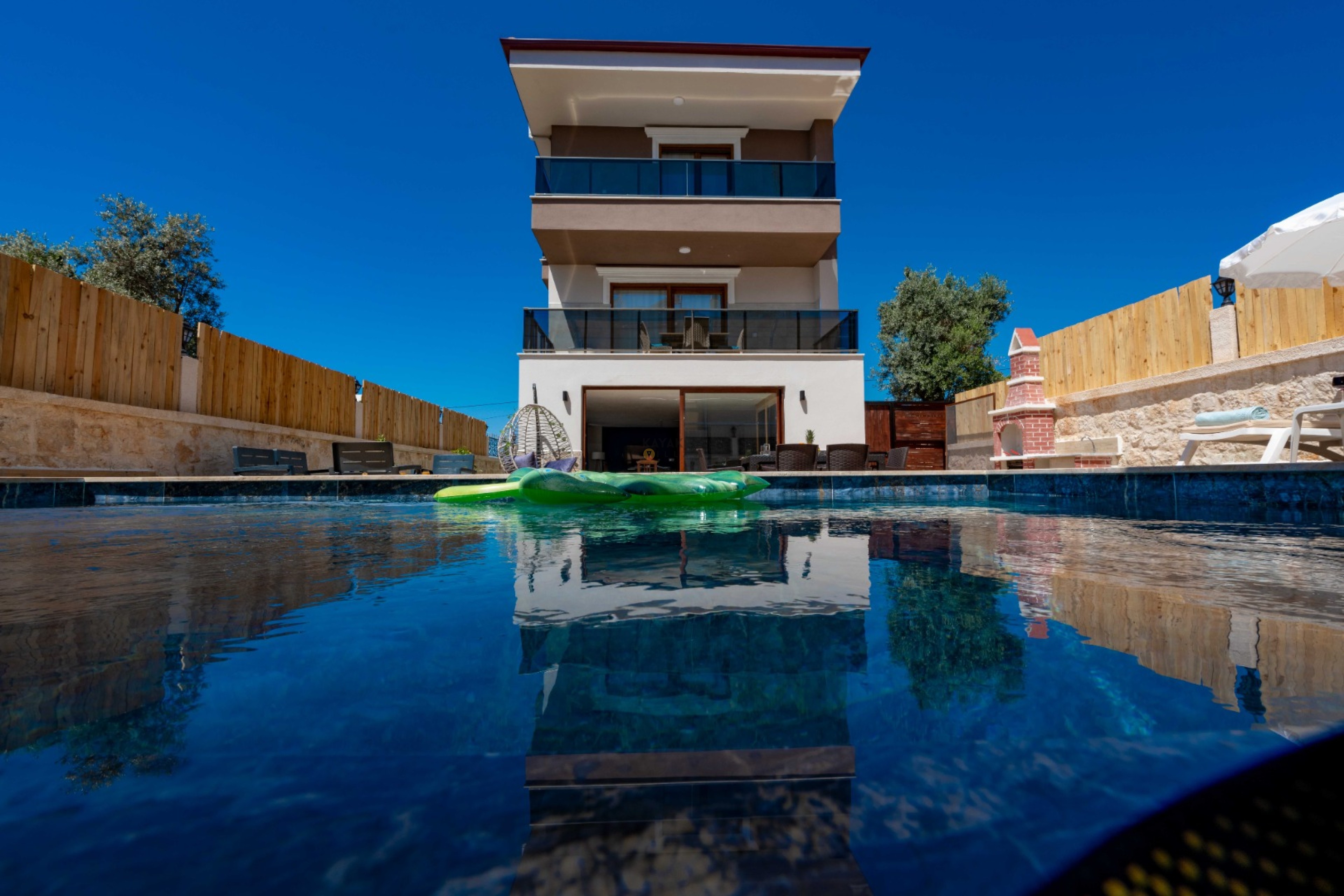 Villa Main
