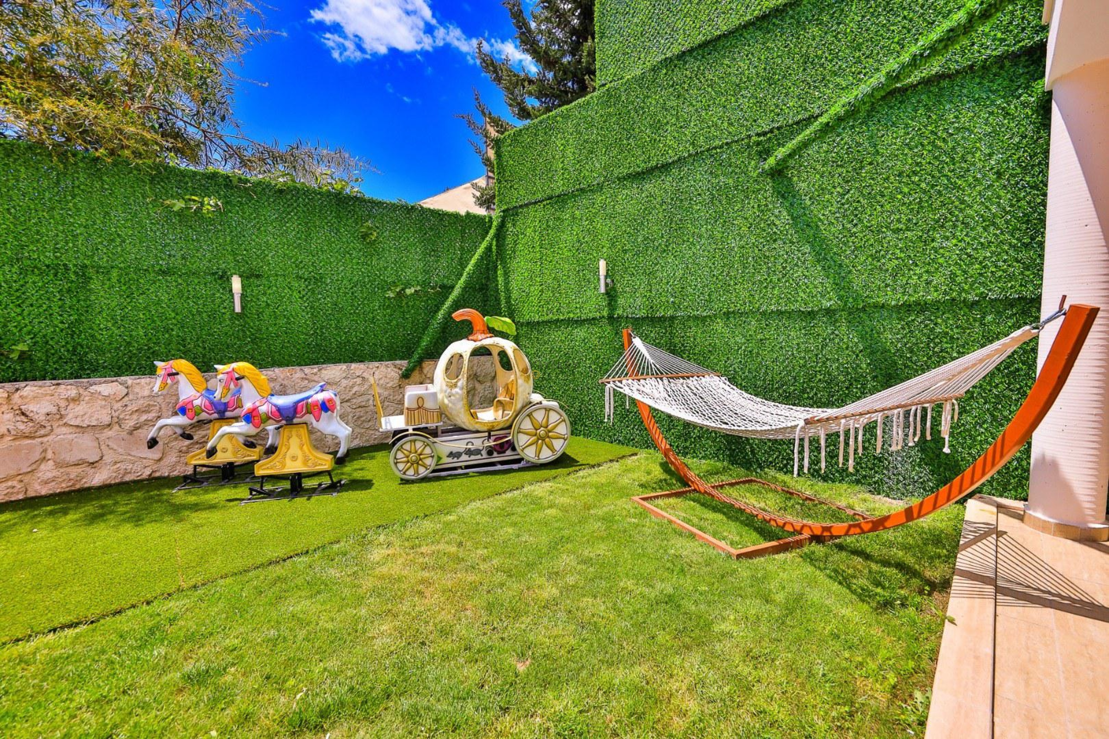 Mobile Gallery 43