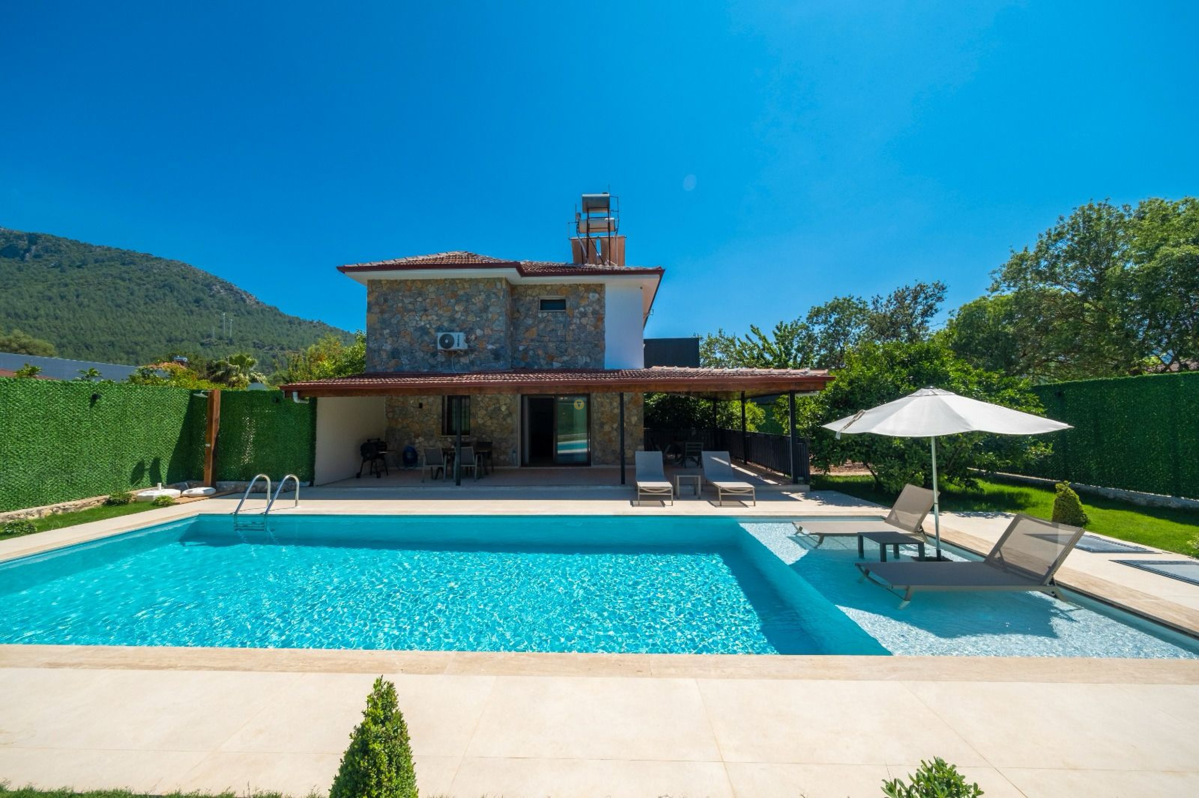Villa Main