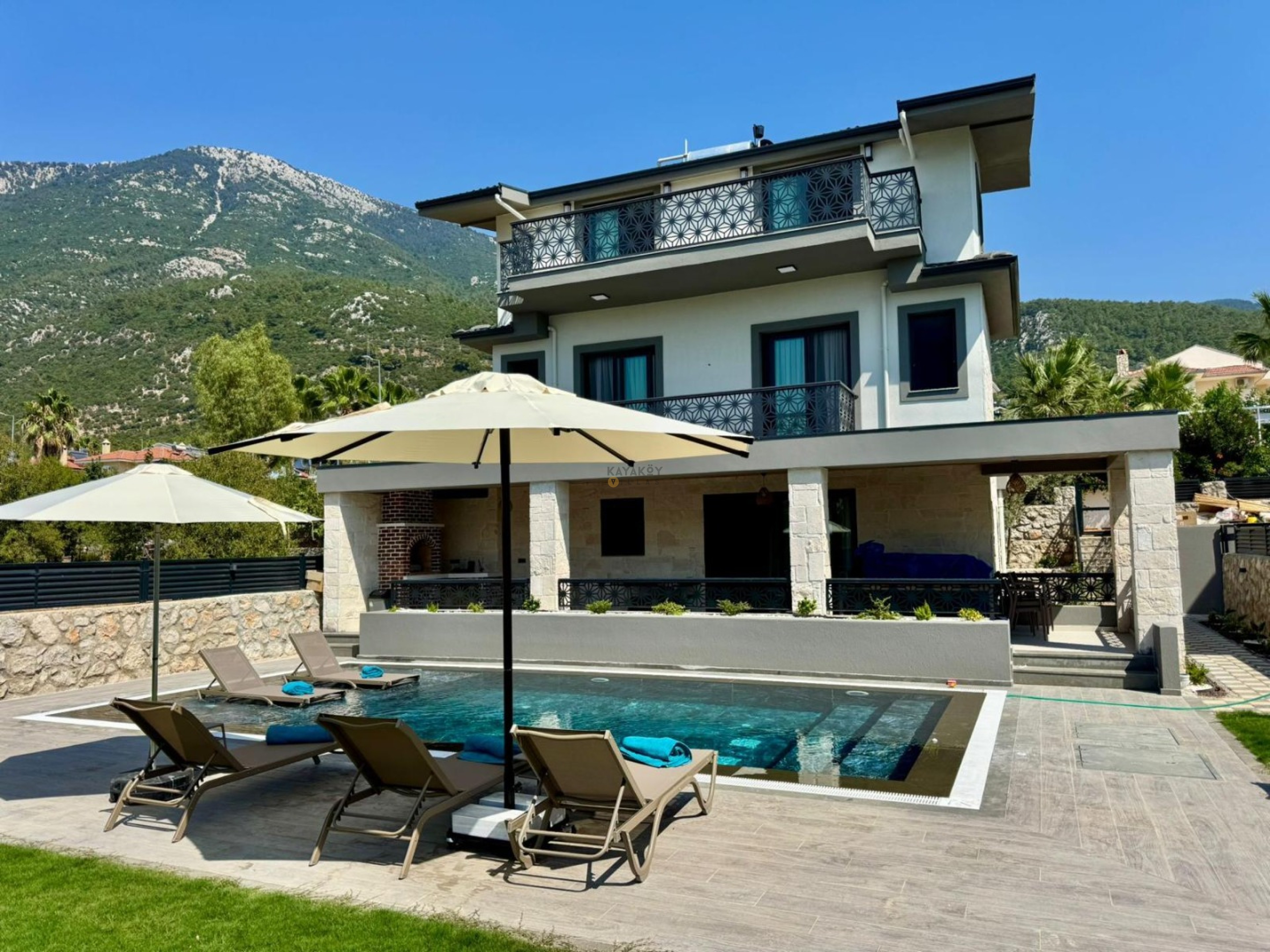 Villa Main