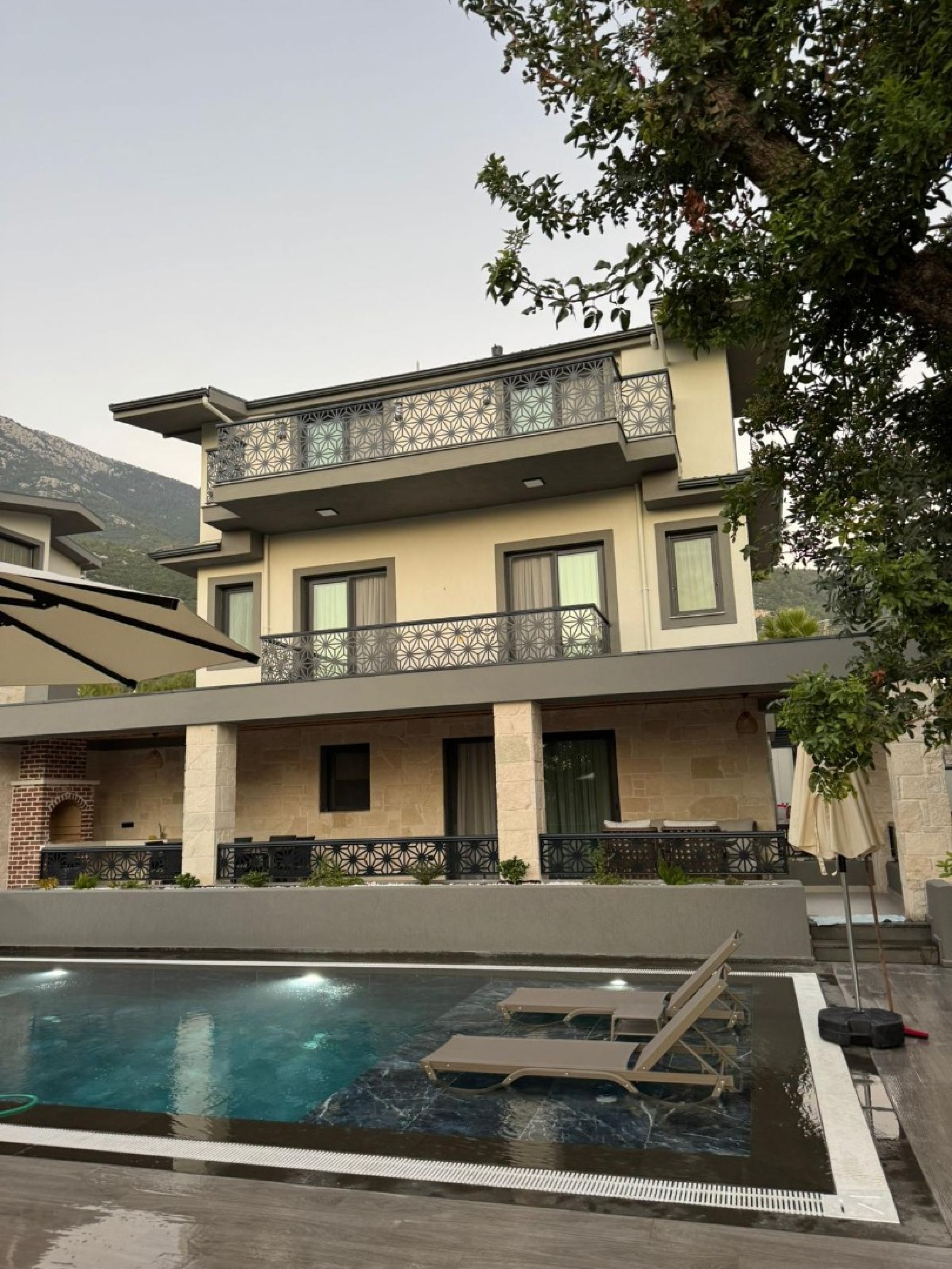 Villa Main