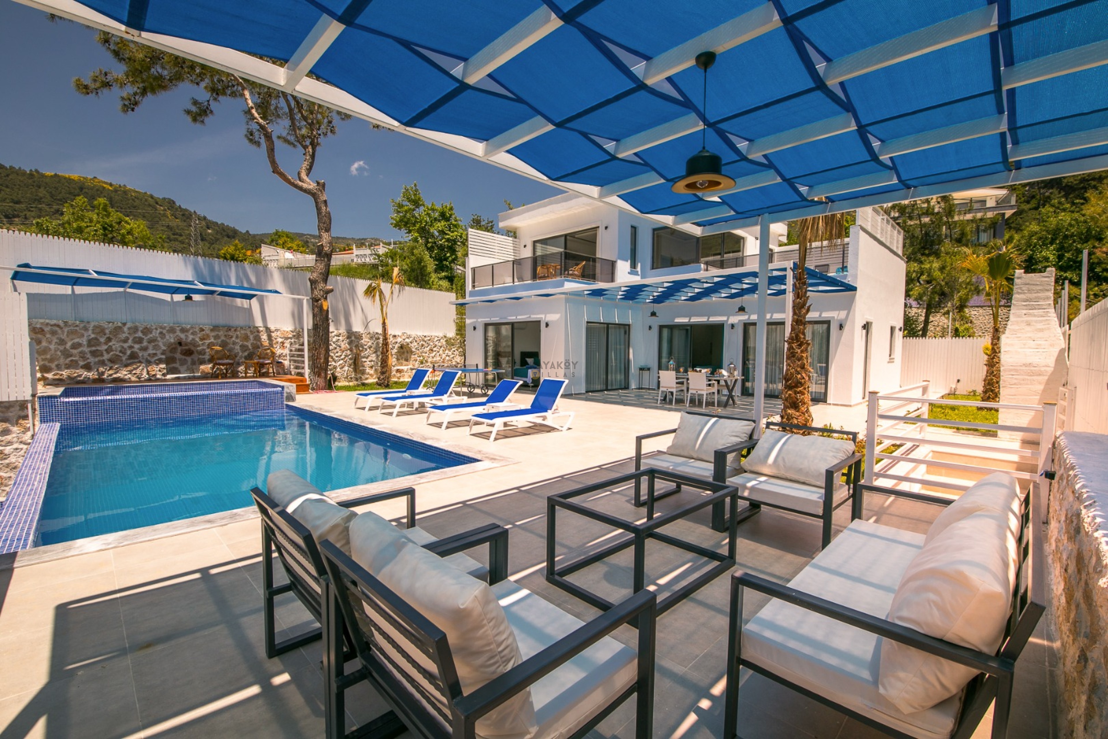 Gallery 0