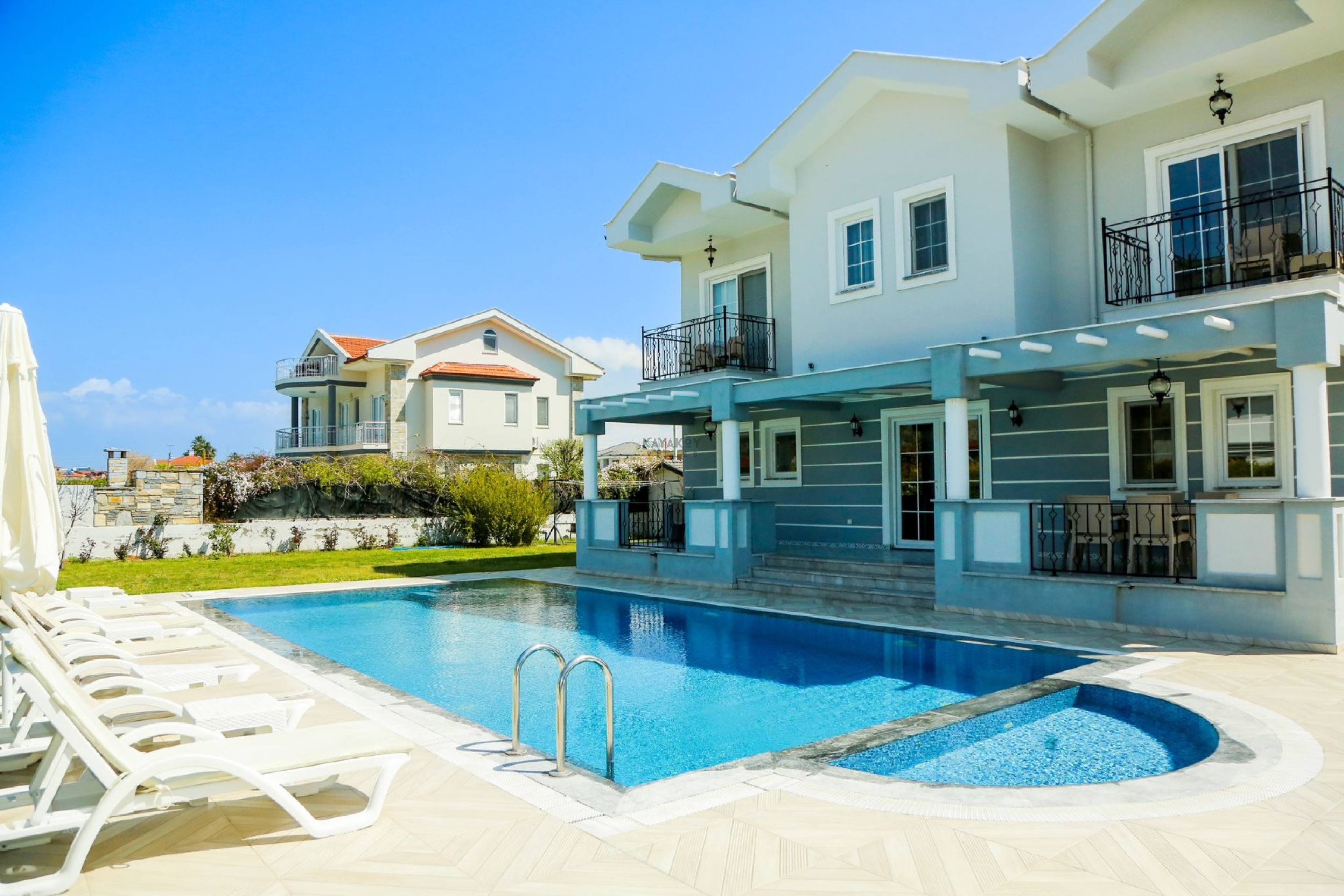 Villa Main