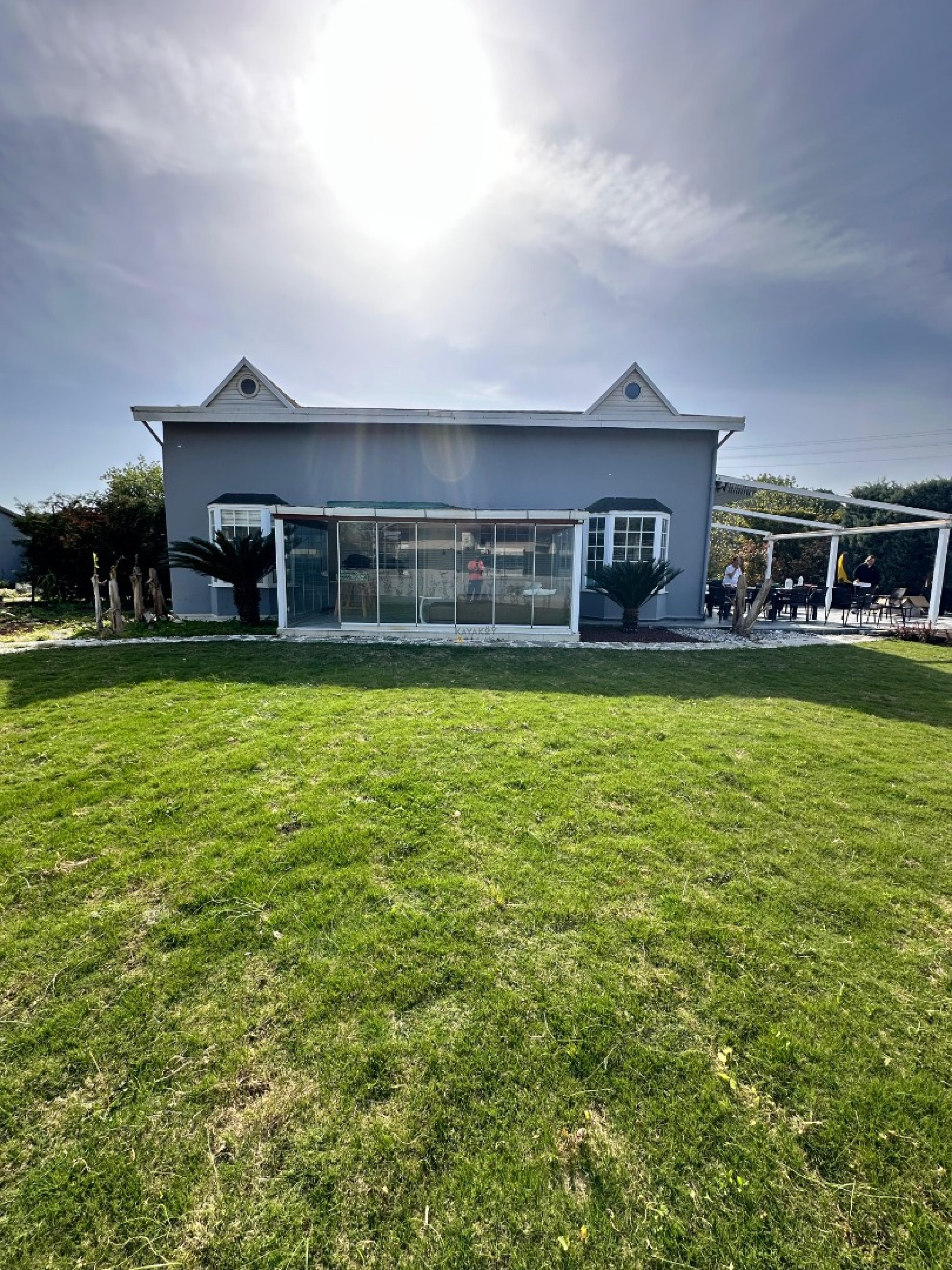 Villa Main