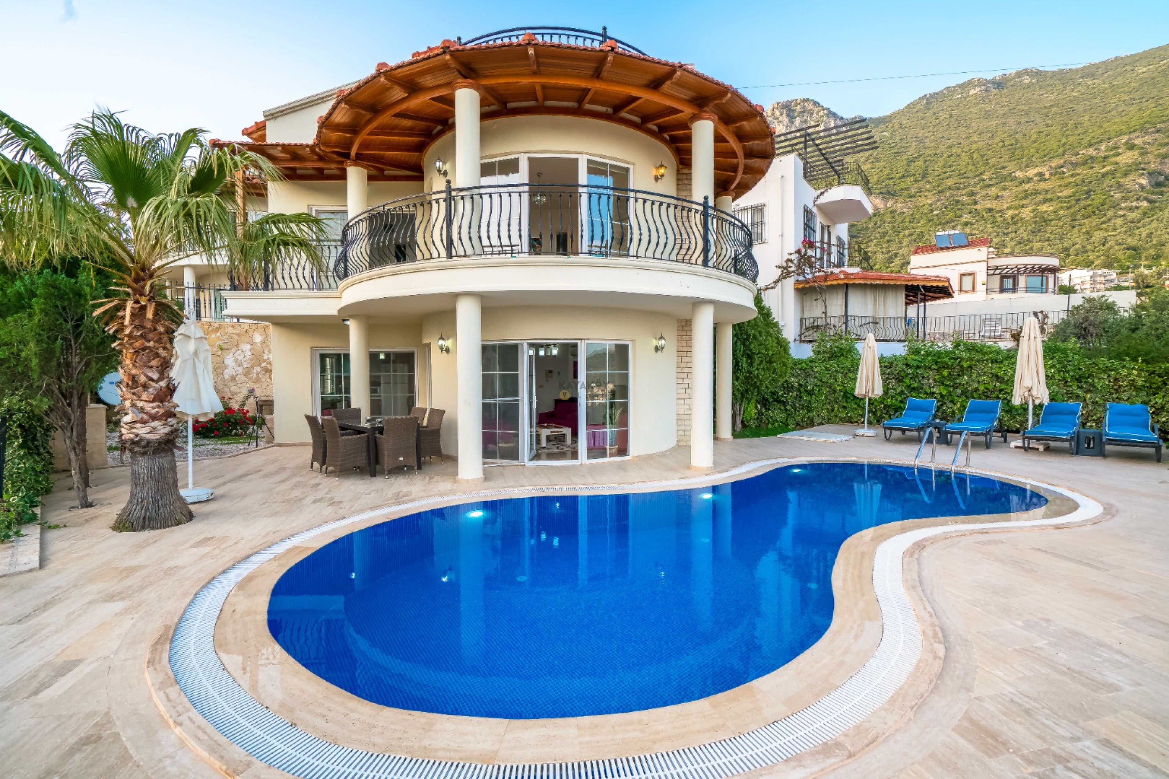 Villa Main